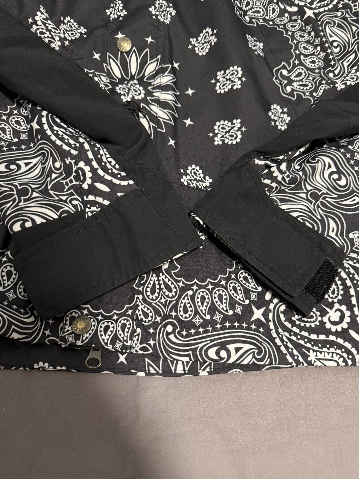 The North Face Supreme north face tnf black bandana paisley mountain Jacket Size US M / EU 48-50 / 2 - 8 Thumbnail