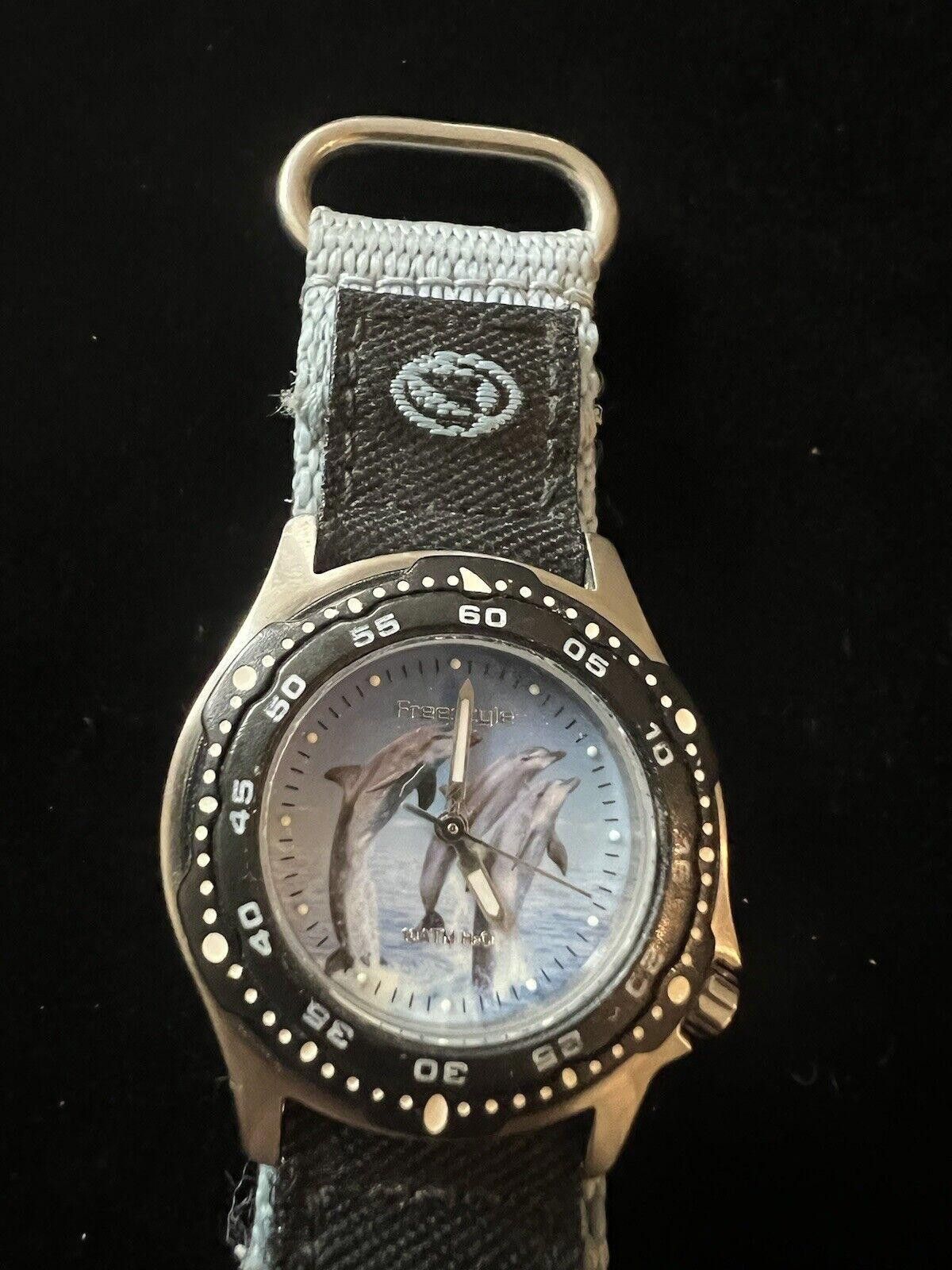 Other Vintage Freestyle Diver Watch Dolphins New Battery Size ONE SIZE - 1 Thumbnail