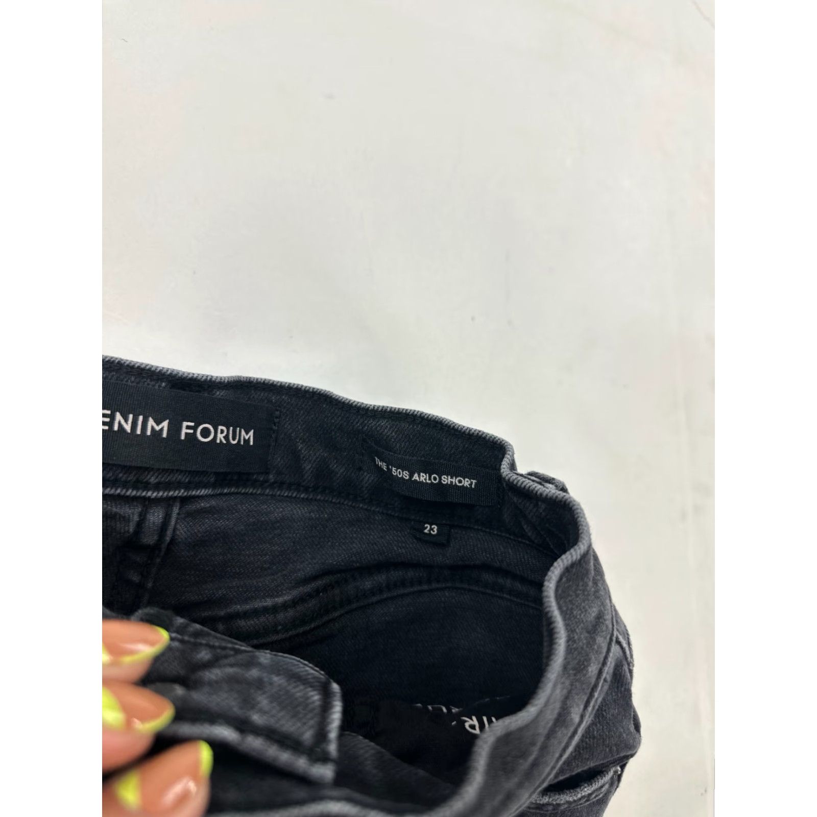 Denime Denim Forum Shorts Womens 23 Black Boyfriend High Rise Frayed Hem Button Fly 5-Pocket Denim Cotton Spring Summer Walking Mens Womens Boys Girls Size 40" / US 18 - 6 Thumbnail