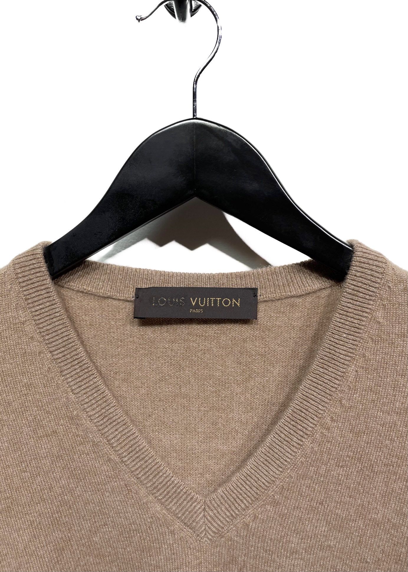 Louis Vuitton Louis Vuitton Camel Cashmere V-neck Sweater Size US L / EU 52-54 / 3 - 5 Thumbnail