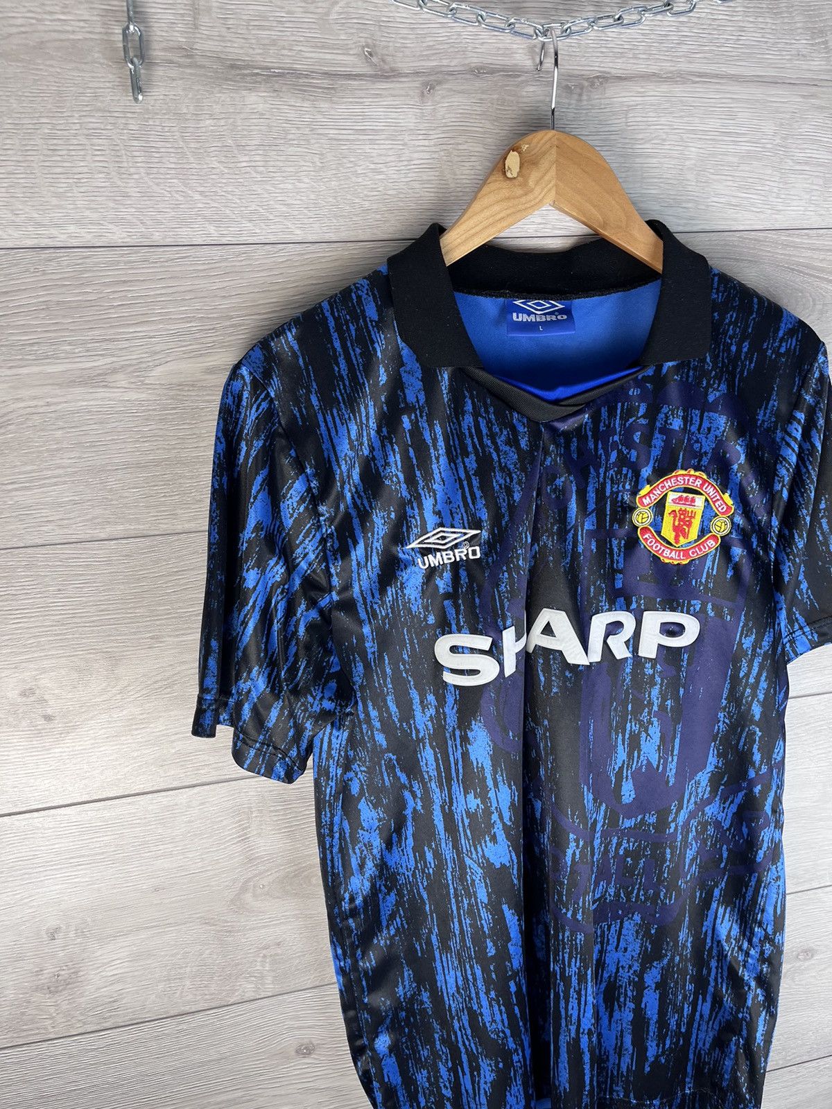 Umbro Vintage men’s soccer jersey Umbro FC Manchester United L Size US L / EU 52-54 / 3 - 2 Thumbnail