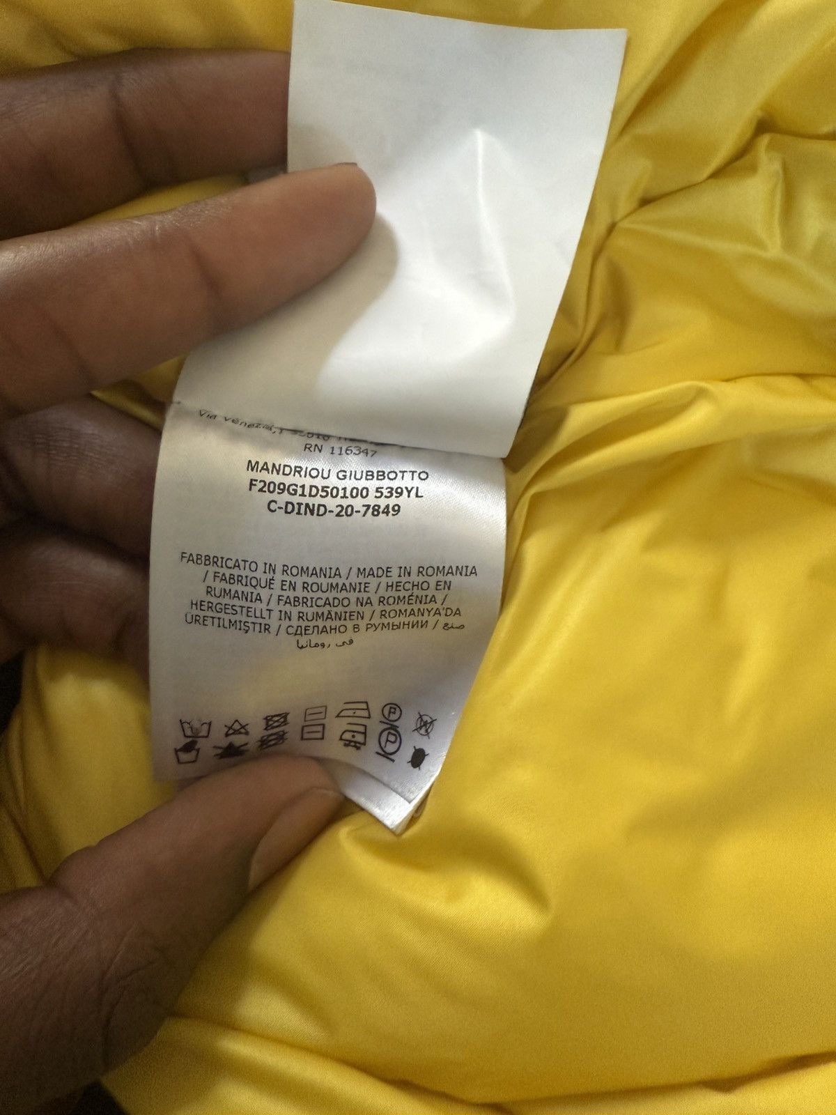 Moncler Moncler GIUBBOTTO Parka Size US S / EU 44-46 / 1 - 20 Thumbnail