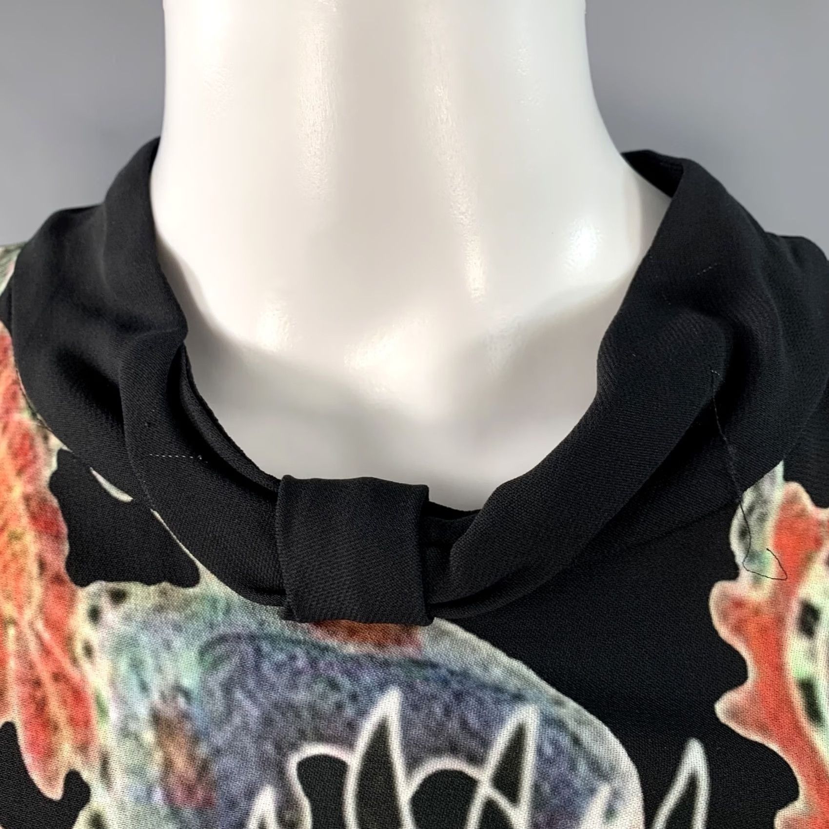 John Richmond JOHN RICHMOND Size S Guereda Black Multi Color Viscose Dragon Cocktail Dress Size S / US 4 / IT 40 - 6 Thumbnail