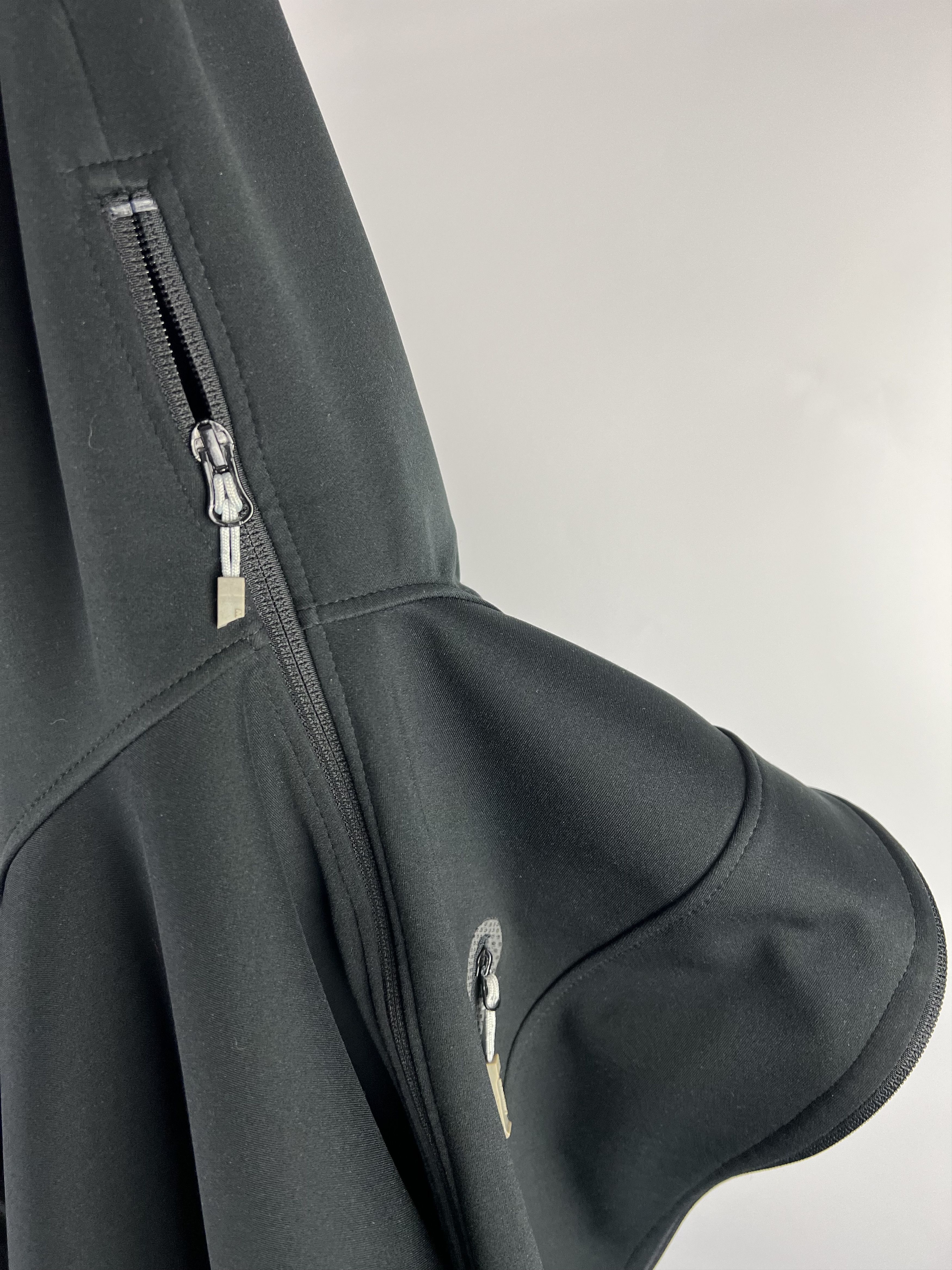 Mammut Mammut Womens Windstopper Softshell Hooded Jacket Size M / US 6-8 / IT 42-44 - 8 Thumbnail