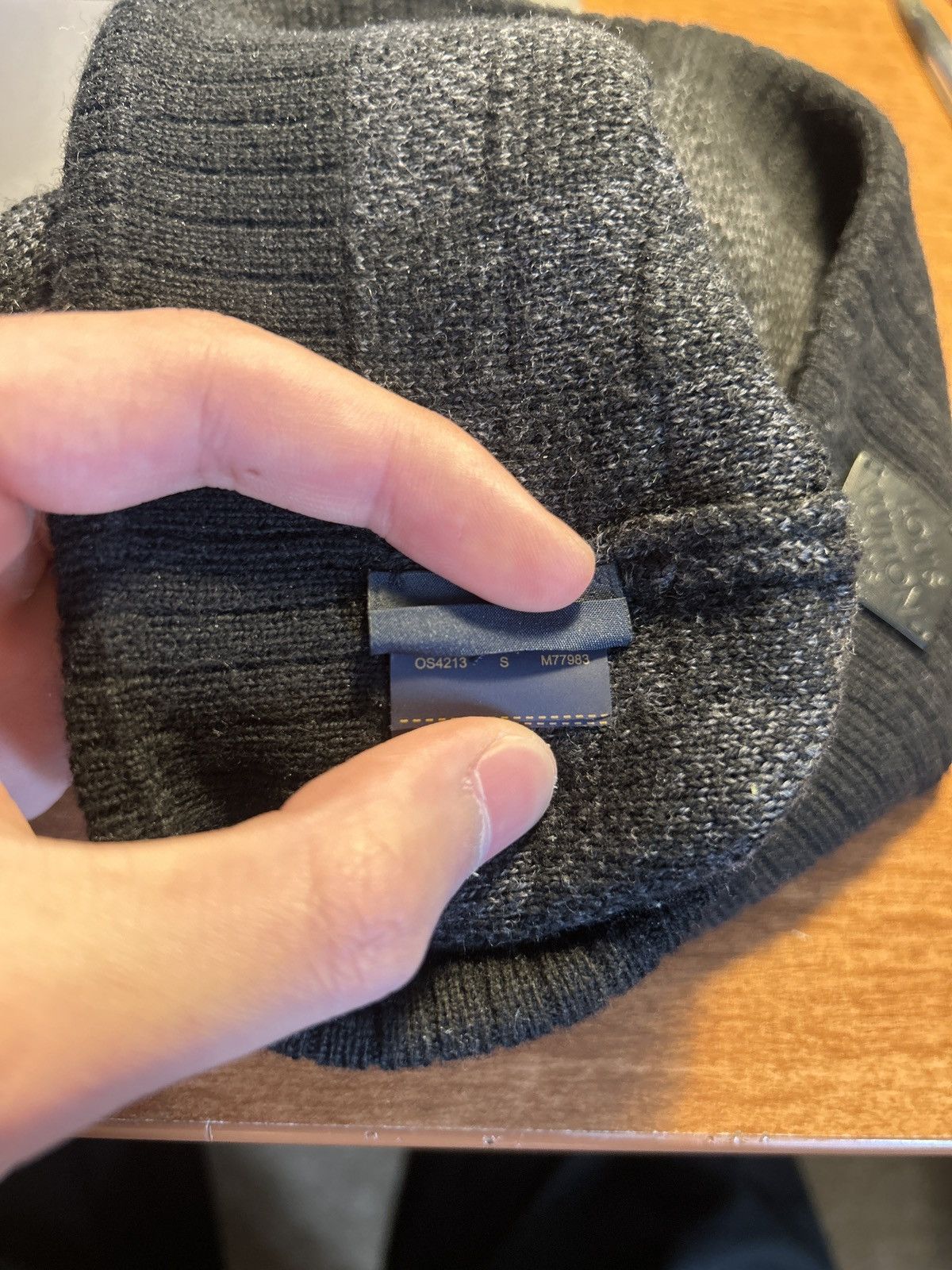 Louis Vuitton LOUIS VUITTON black beanie Size ONE SIZE - 5 Thumbnail