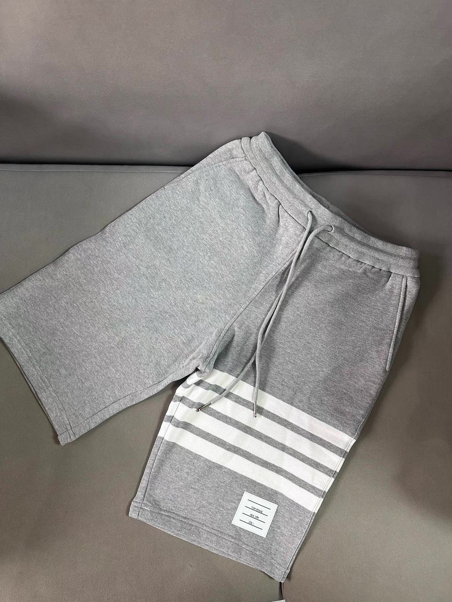 Thom Browne Gray Striped Casual Shorts with Drawstring Size US 34 / EU 50 - 1 Thumbnail