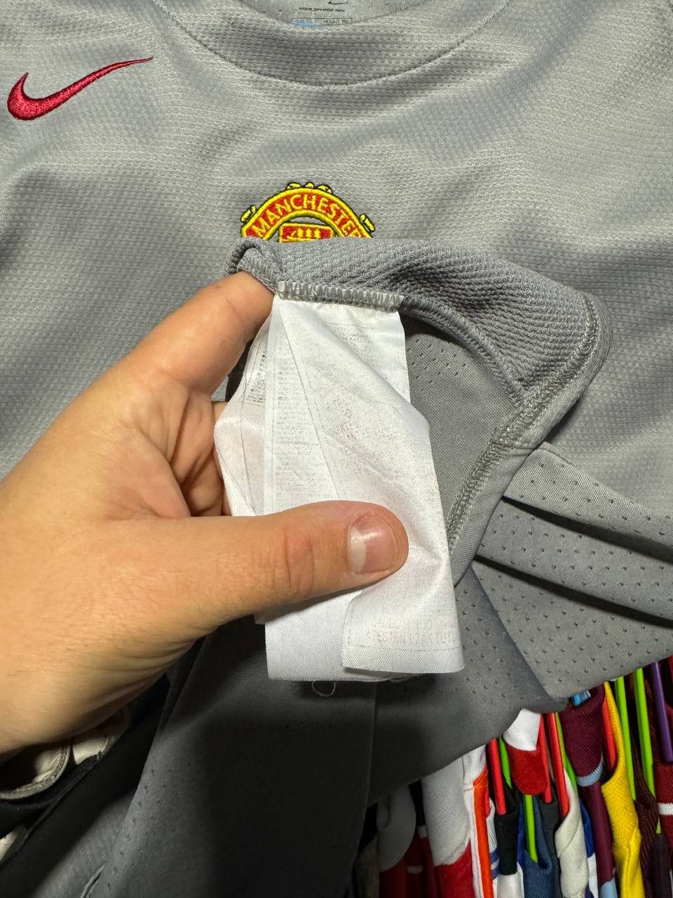 Nike × Vintage Vintage 2004 Nike Manchester United Training Jersey Large Size US L / EU 52-54 / 3 - 15 Thumbnail