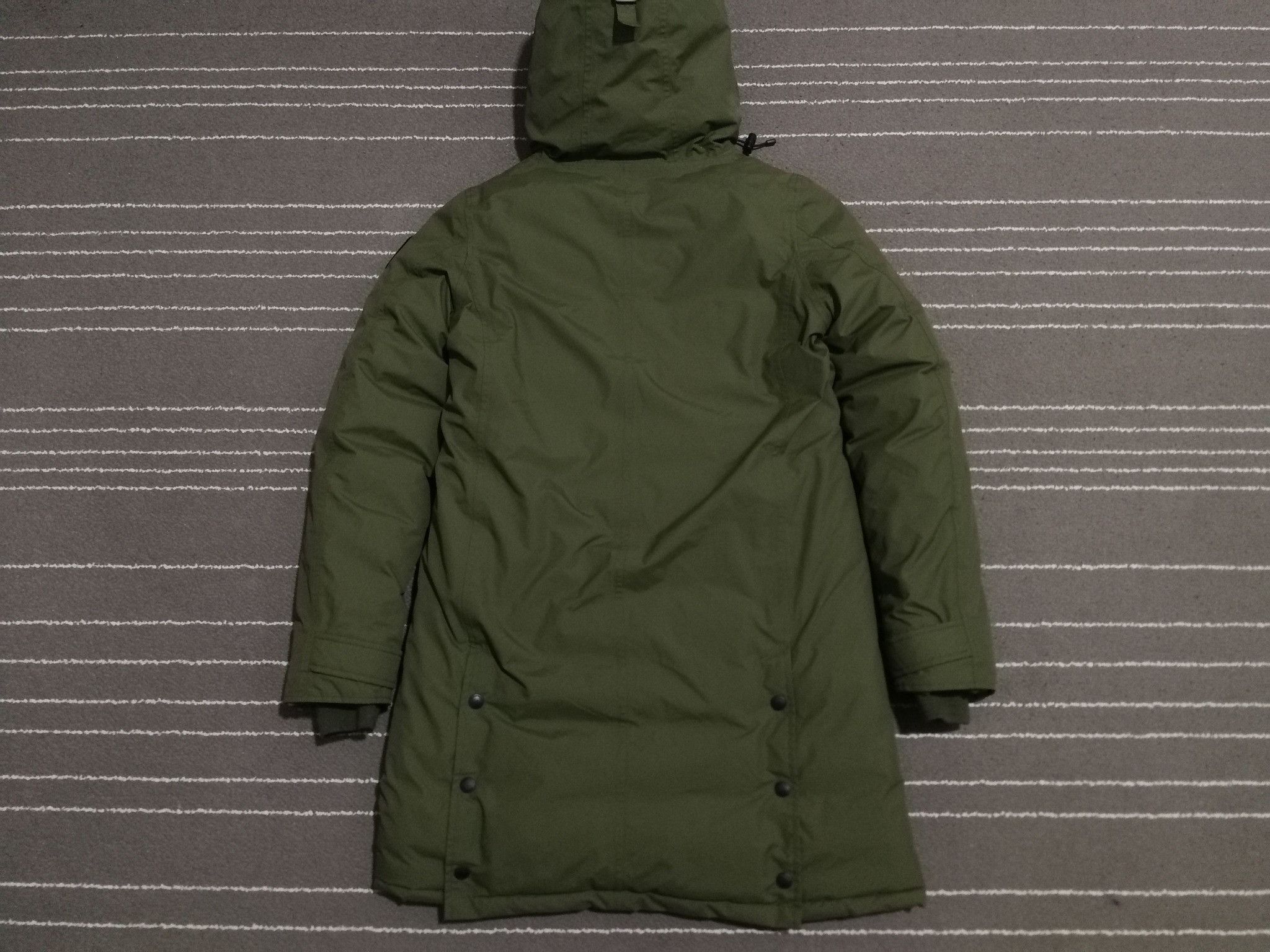 Canterbury of New Zealand CANTERBURY green army puffer parka S 1850 Size S / US 4 / IT 40 - 2 Thumbnail