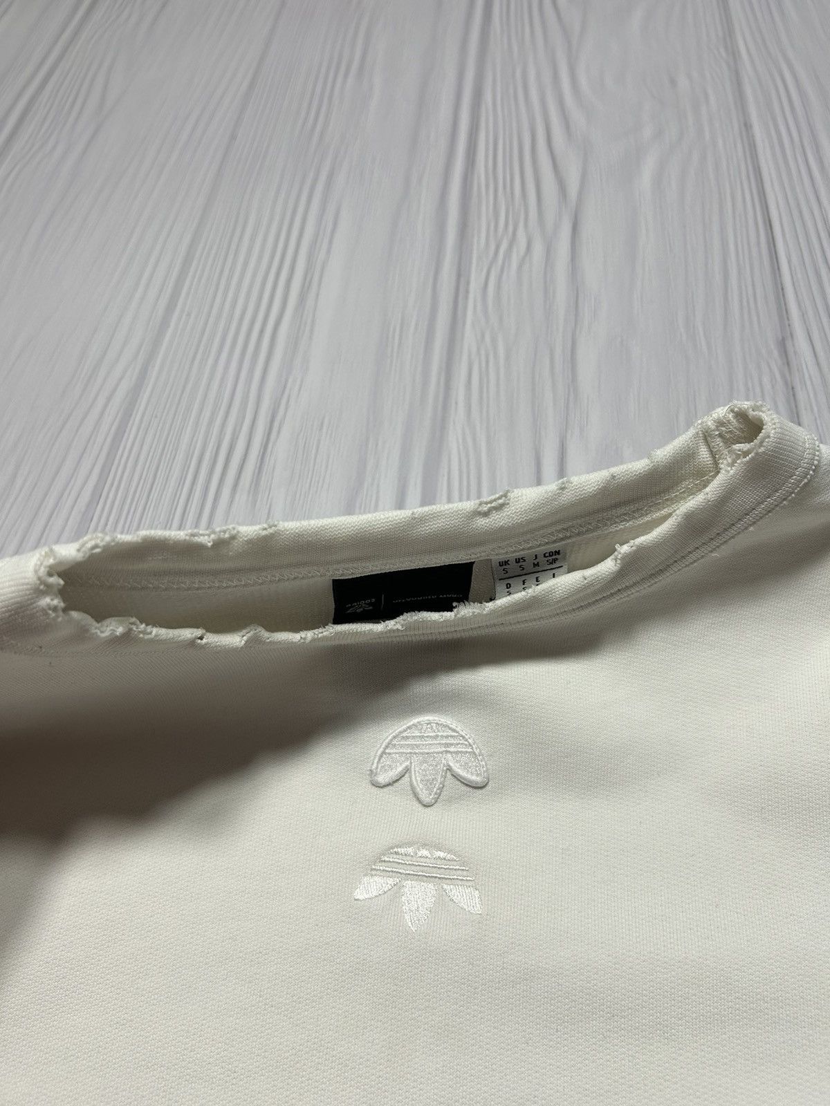 Adidas × Alexander Wang Adidas x Alexander Wang Logo Crew Torn Sweatshirt Size US S / EU 44-46 / 1 - 10 Thumbnail