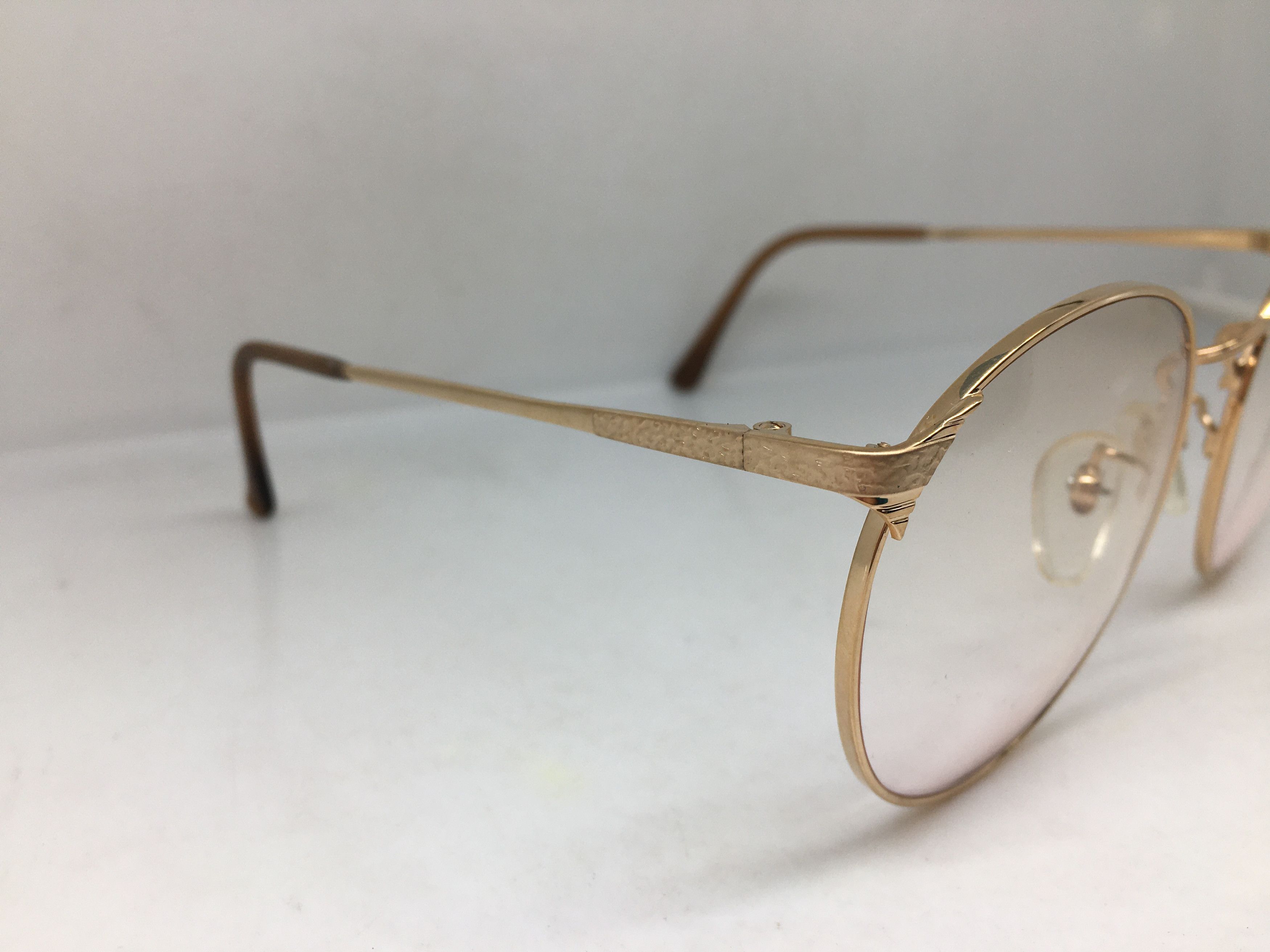 Vintage Vintage 80s TURA Gold Round Eyeglasses Frame Size ONE SIZE - 5 Thumbnail