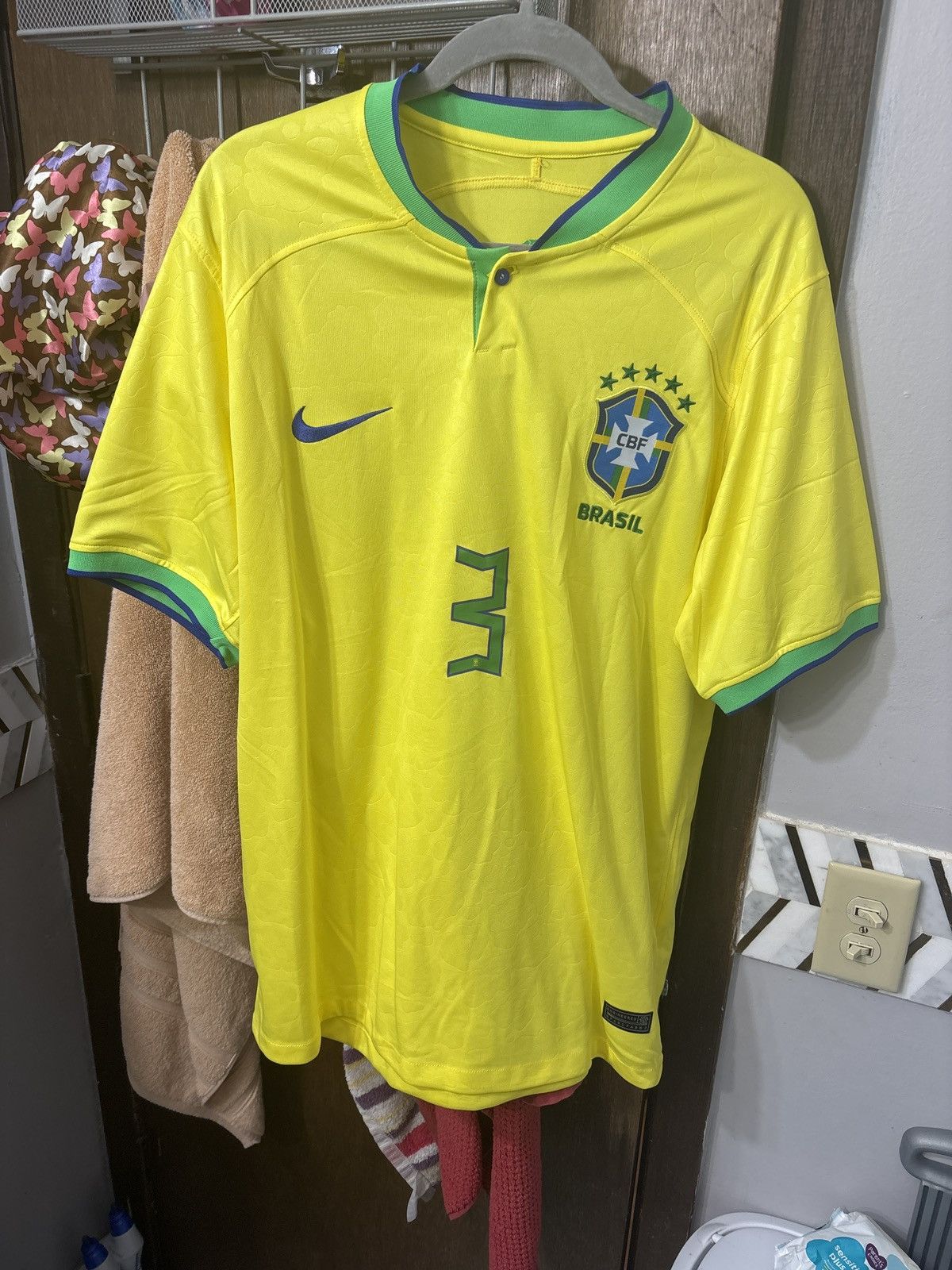 Nike Brazil 22/23 Home Jersey Size US L / EU 52-54 / 3 - 1 Thumbnail