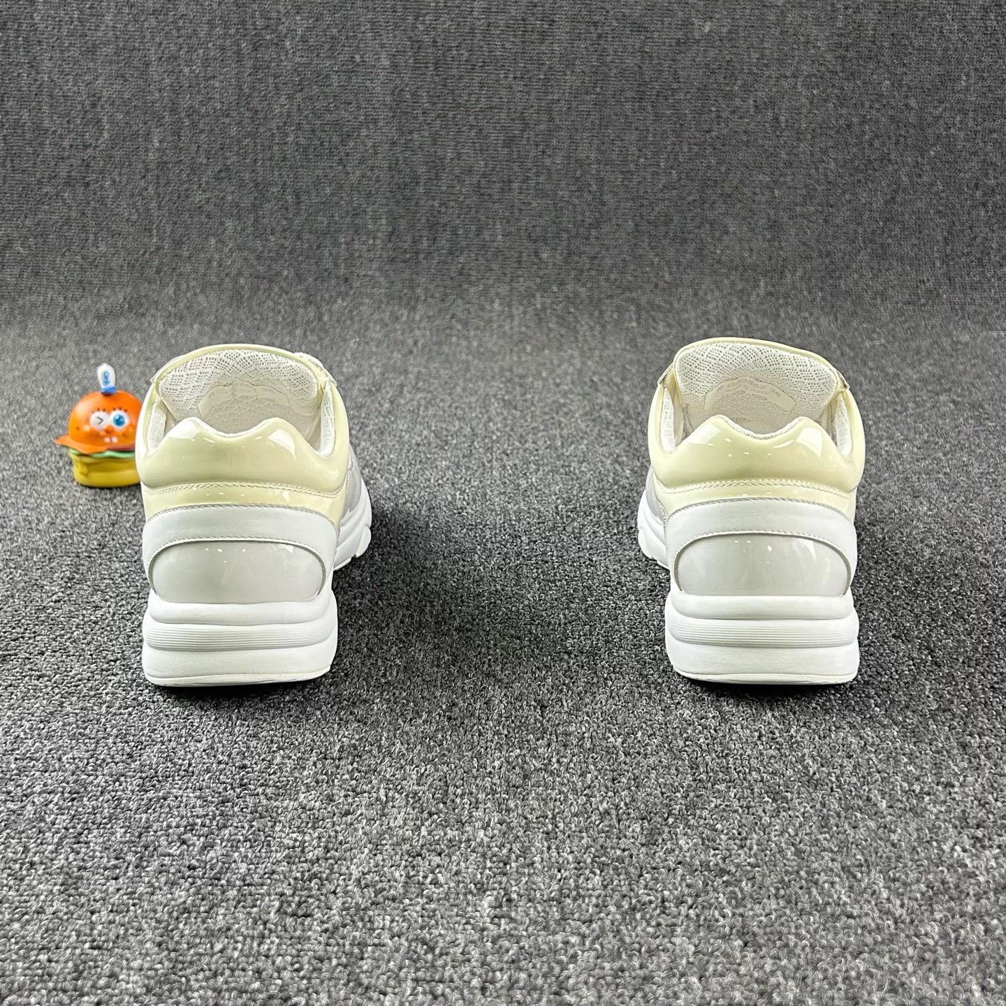 Chanel Chanel transparent CC sneakers women's 36 Size US 5 / IT 35 - 5 Thumbnail