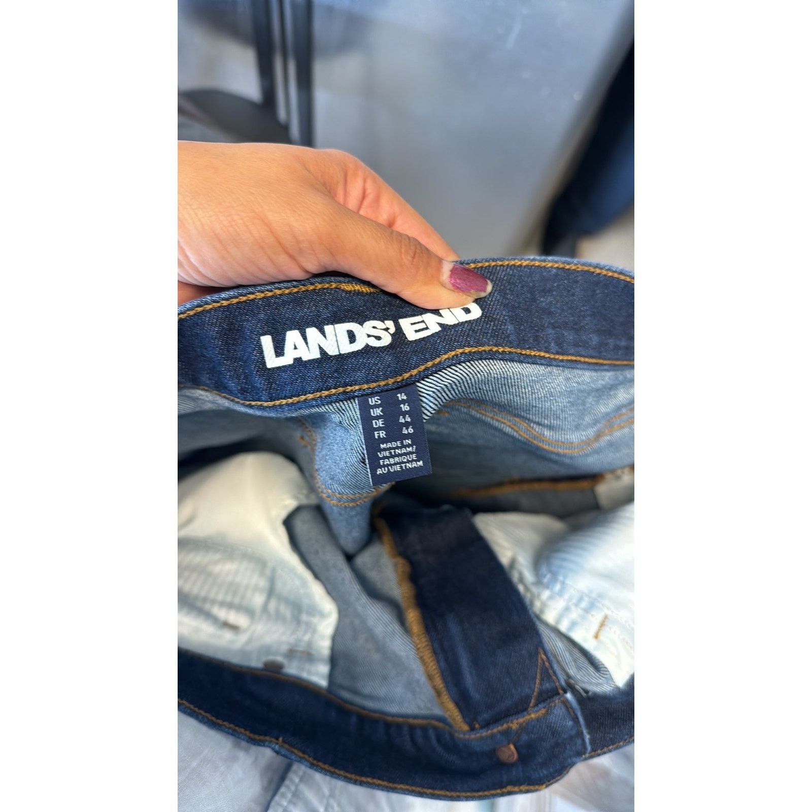 Lands' End Lands' End Jeans size 14 Wide Leg Dark Wash Ankle High Rise Size 36" / US 14 / IT 50 - 7 Thumbnail