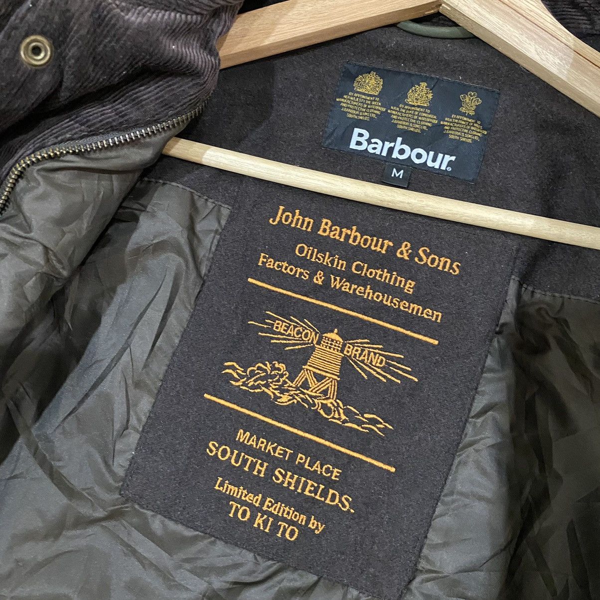 Barbour × TO KI TO 🔥BARBOUR TOKITO “SPEY FISHING’ TACTICAL POCKET WAXED JACKET Size US M / EU 48-50 / 2 - 19 Thumbnail