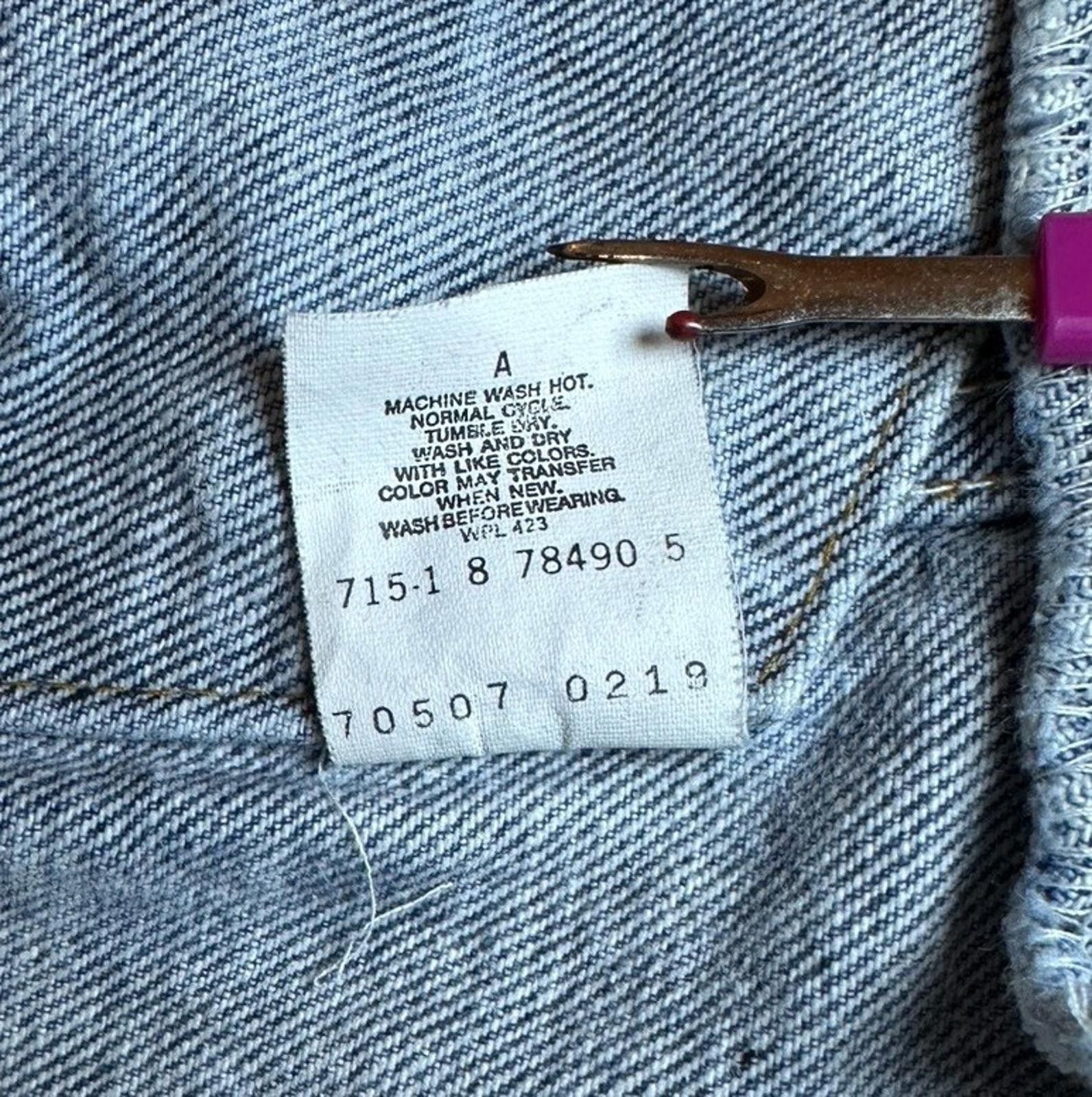 Levi's VINTAGE LEVIS ACID STONE WASHED DENIM JACKET SIZE XL USA Size US XL / EU 56 / 4 - 9 Thumbnail