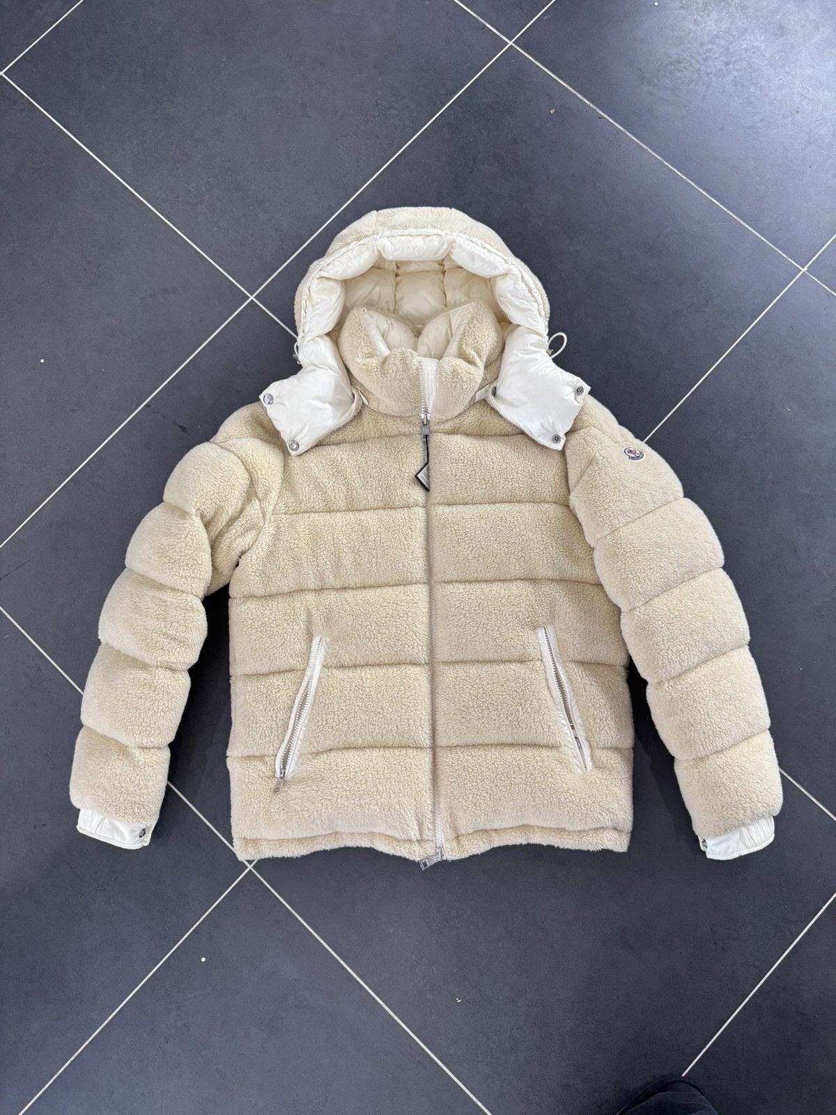Moncler Moncler Michon Sherpa Down Jacket Size US L / EU 52-54 / 3 - 1 Thumbnail