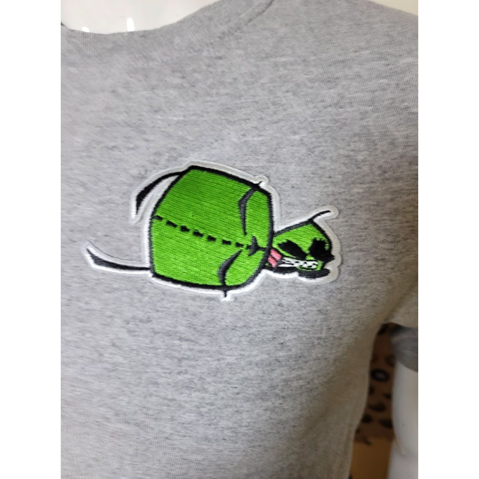 Nickelodeon VTG Nickelodeon T-Shirt Shirt Small Gray Cartoon Graphic Tee Invader Zim Gir Dog 90s 2000s Mens Size US S / EU 44-46 / 1 - 2 Thumbnail