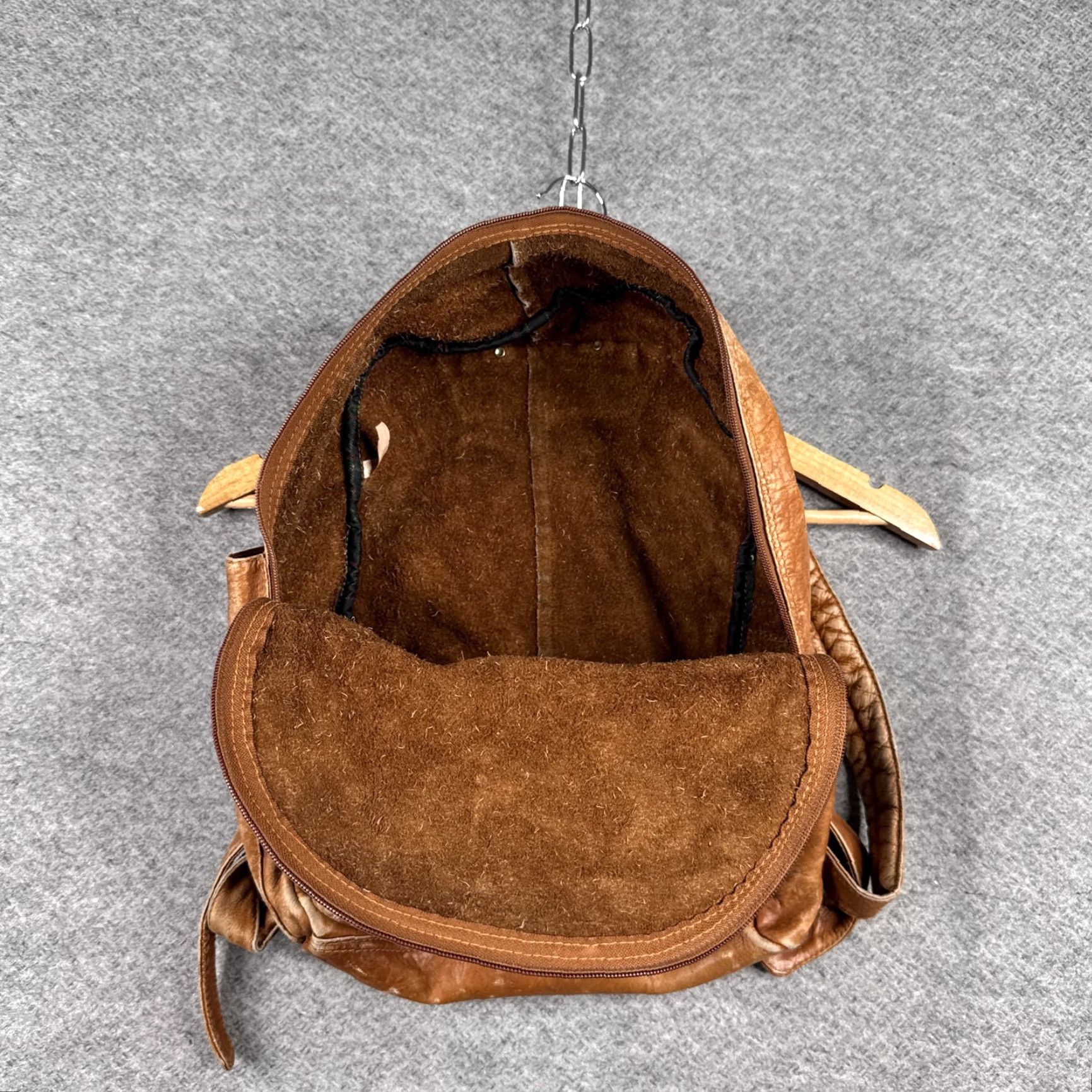boulder ridge leather backpack oiled  good market thrift store Vintage Boulder Ridge Black Leather