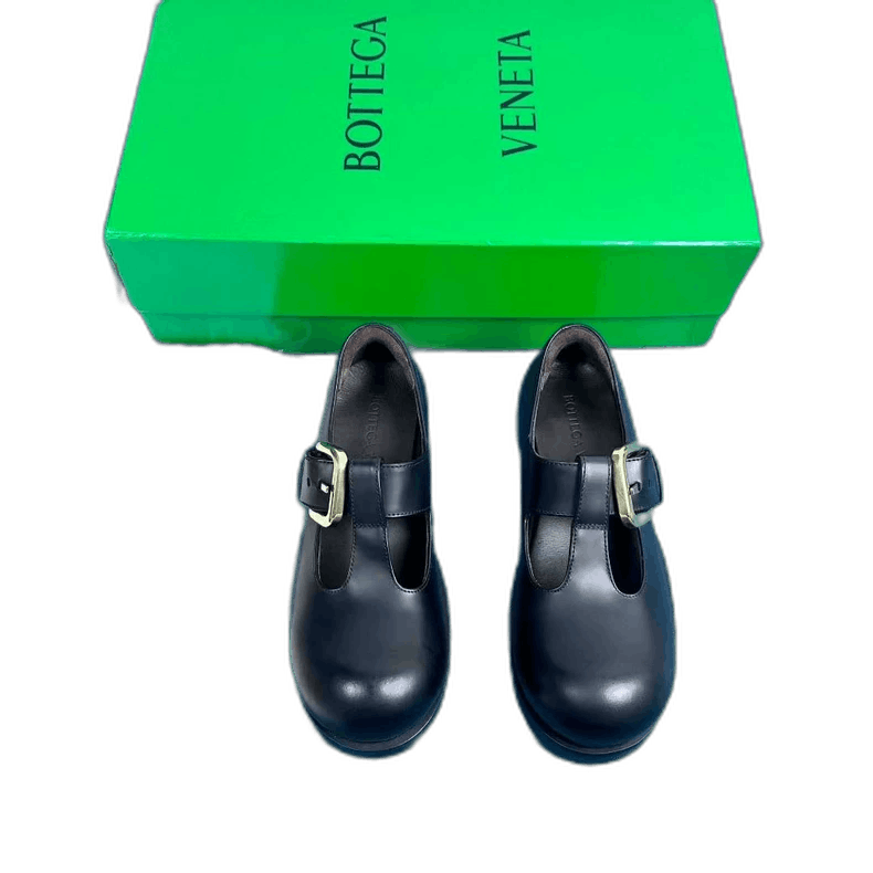 Bottega Veneta black leather casual buckle single shoes Size US 5 / EU 37 - 1 Thumbnail