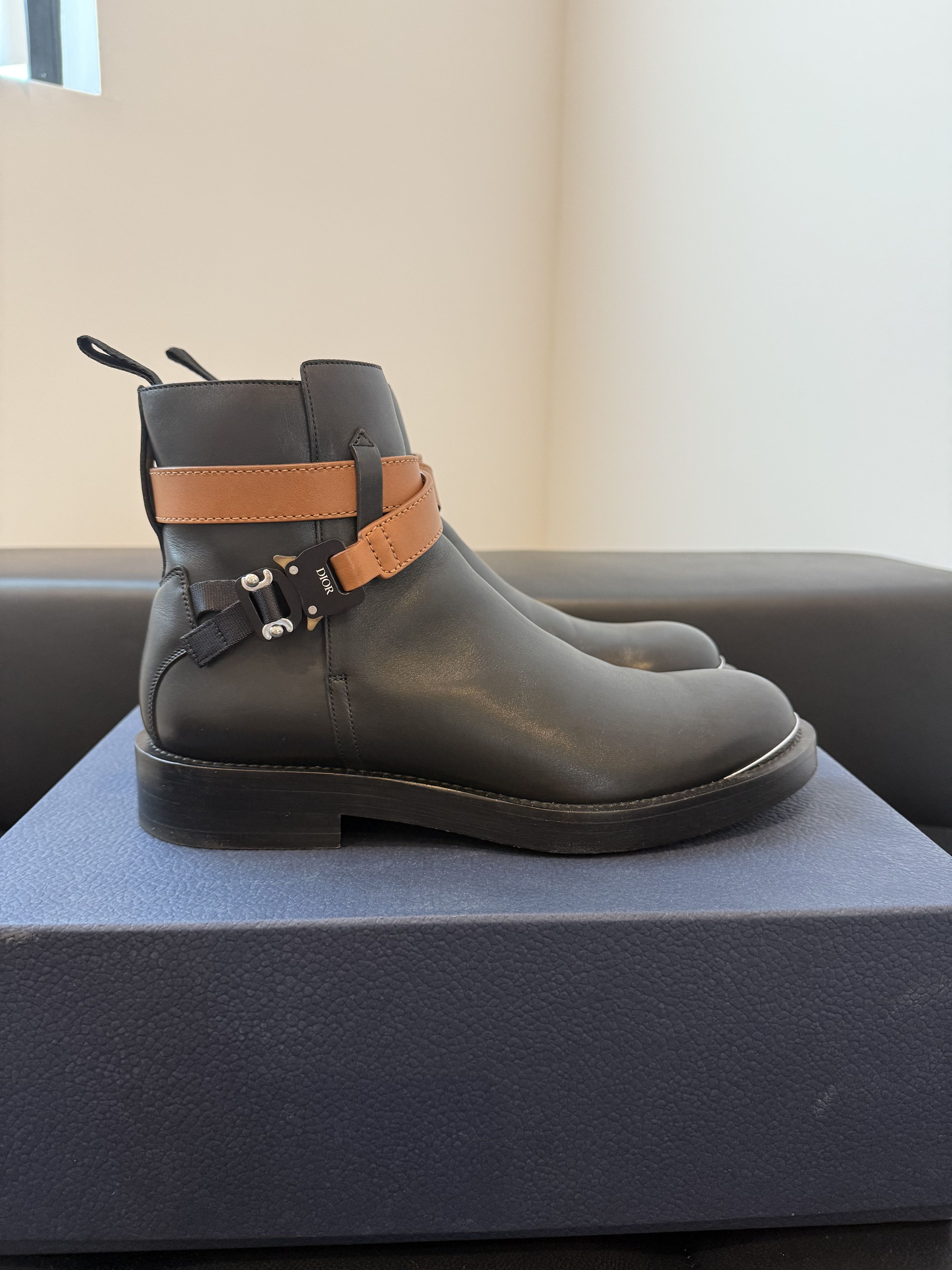 Dior Dior Boots Size US 7 / EU 40 - 1 Thumbnail