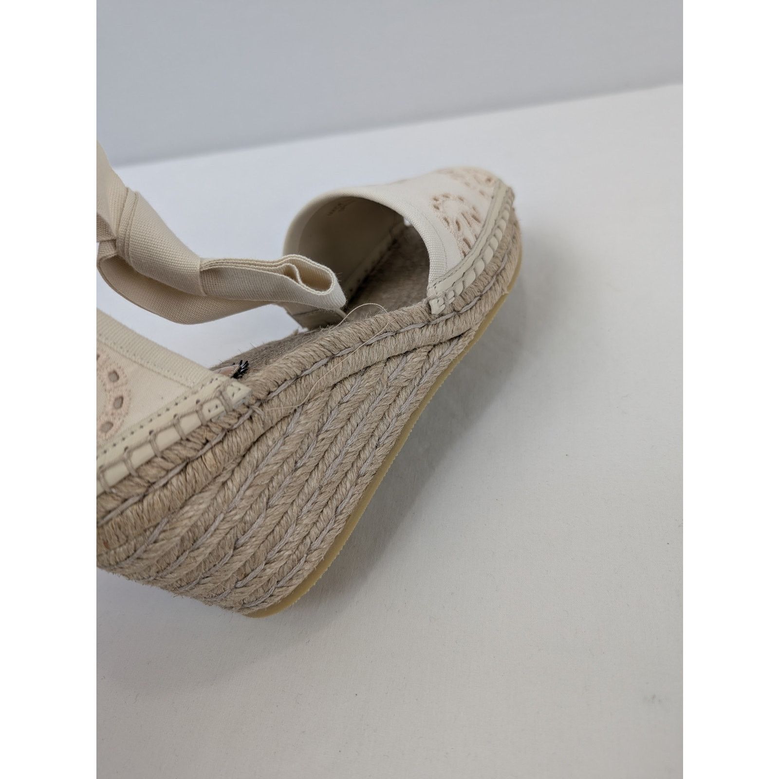 Gucci o1rshd1 Interlocking G canvas espadrille wedge sandal Size US 7 / IT 37 - 11 Thumbnail