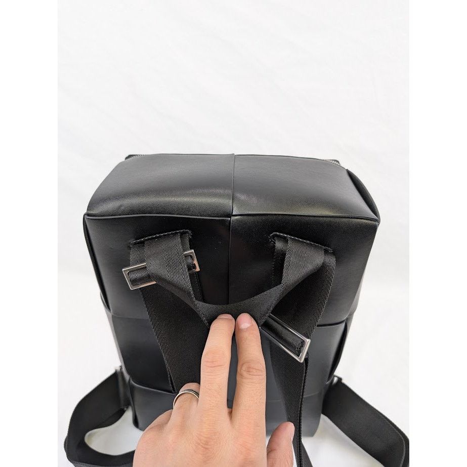 Bottega Veneta o1rshd1 Size: OS / Urban Leather Backpack in Black/Silver Size ONE SIZE - 20 Thumbnail