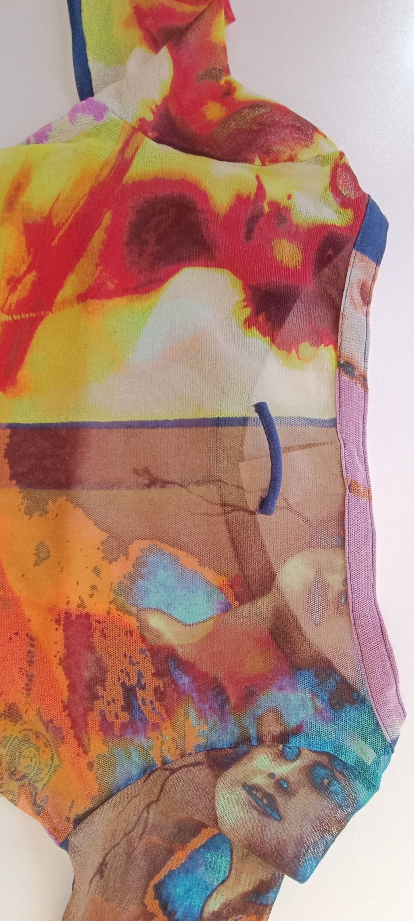 Top - Iconic print on women's frames 1920's