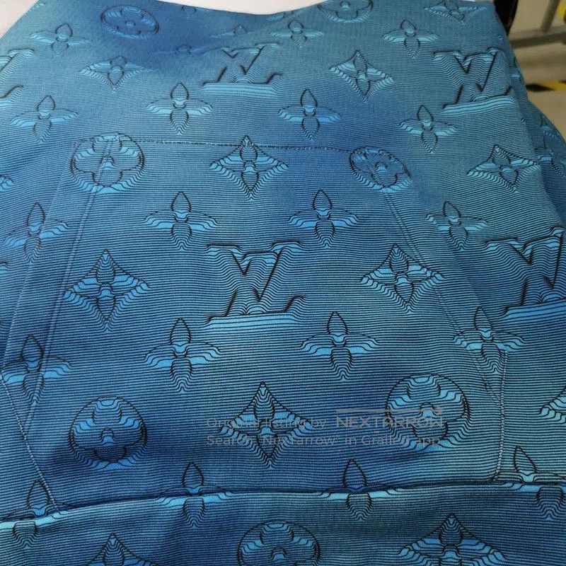 Louis Vuitton Louis Vuitton Cotton Monogram Hoodie in Blue. Size US M / EU 48-50 / 2 - 3 Thumbnail