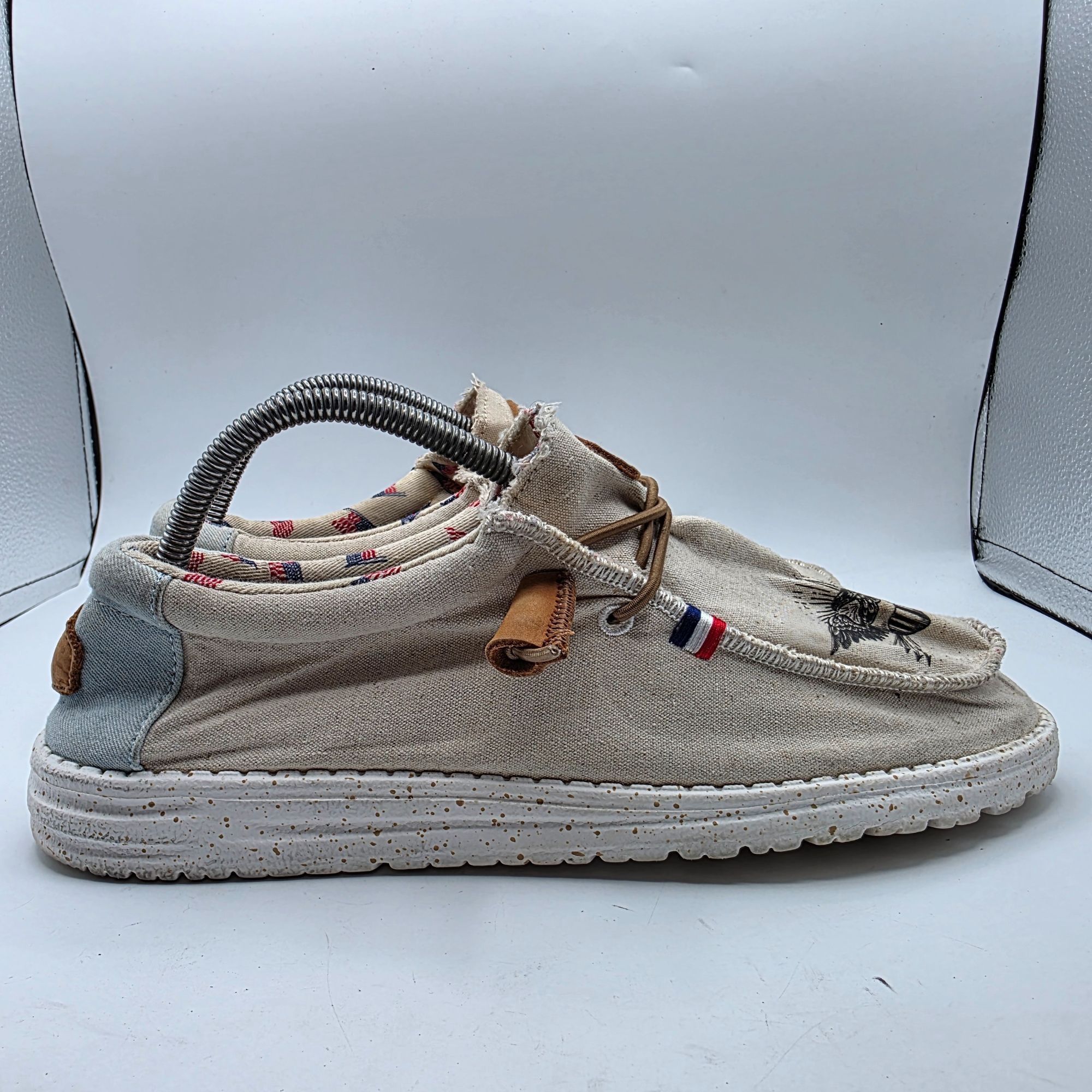 Other Hey Dude Wally Americana Flag Mens Size 9 Beige Casual Shoes Size US 9 / EU 42 - 12 Thumbnail