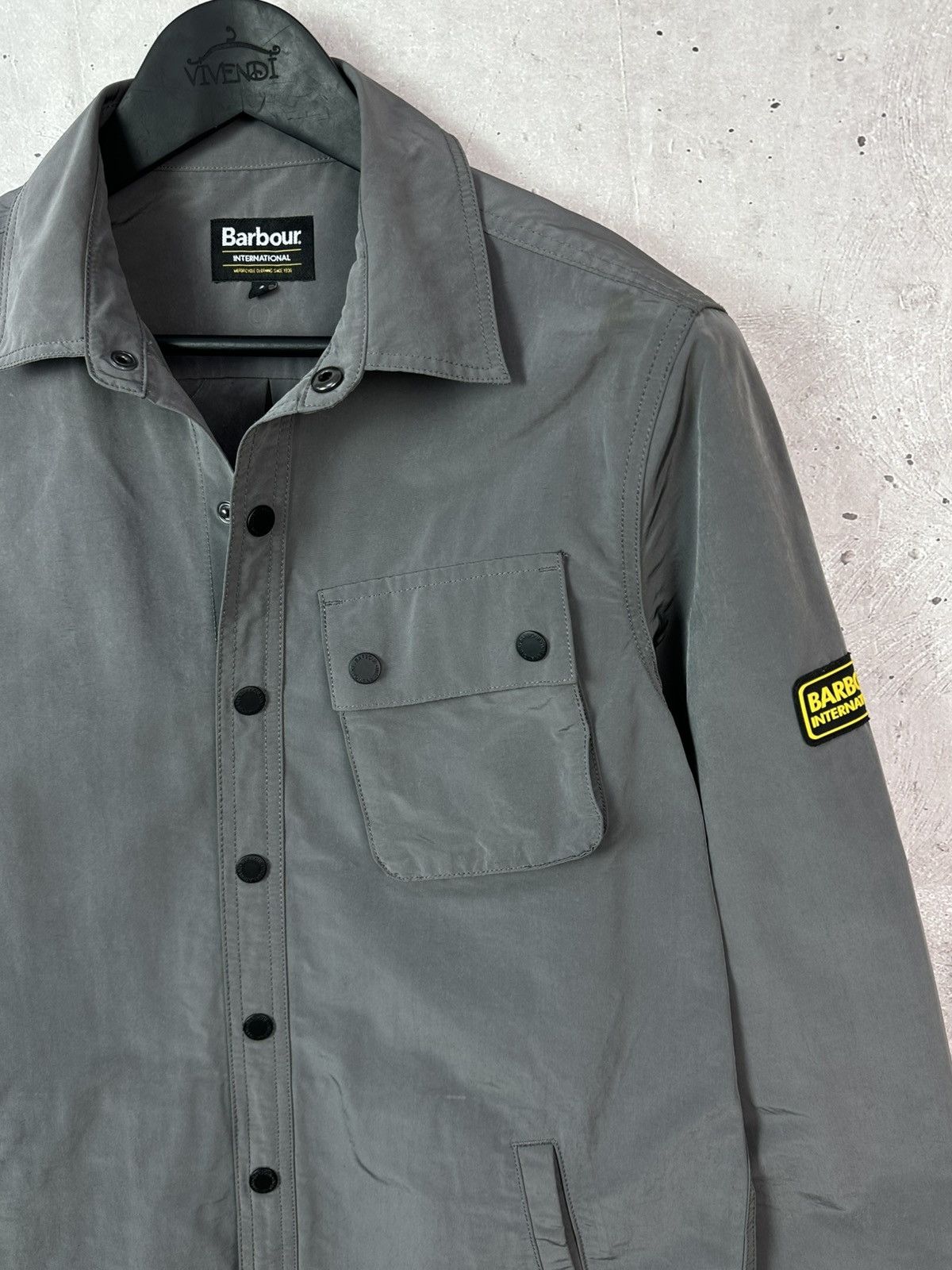 Barbour Barbour International Nylon Shimmer Overshirt Grey Jacket Size US S / EU 44-46 / 1 - 4 Thumbnail