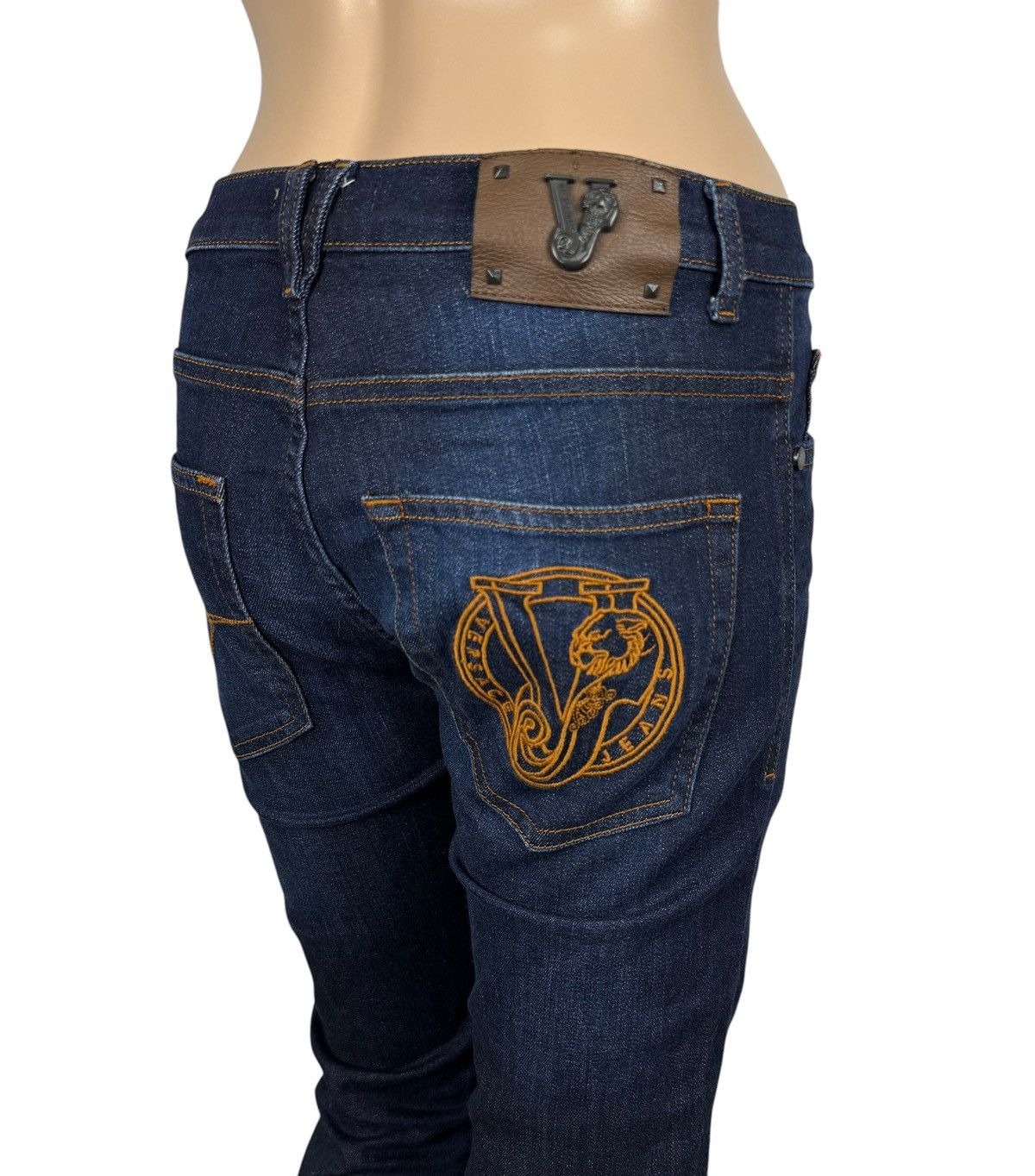Versace Versace Jeans Slim Jeans Big Logo size 30 IT44 Size 30" / US 8 / IT 44 - 2 Thumbnail