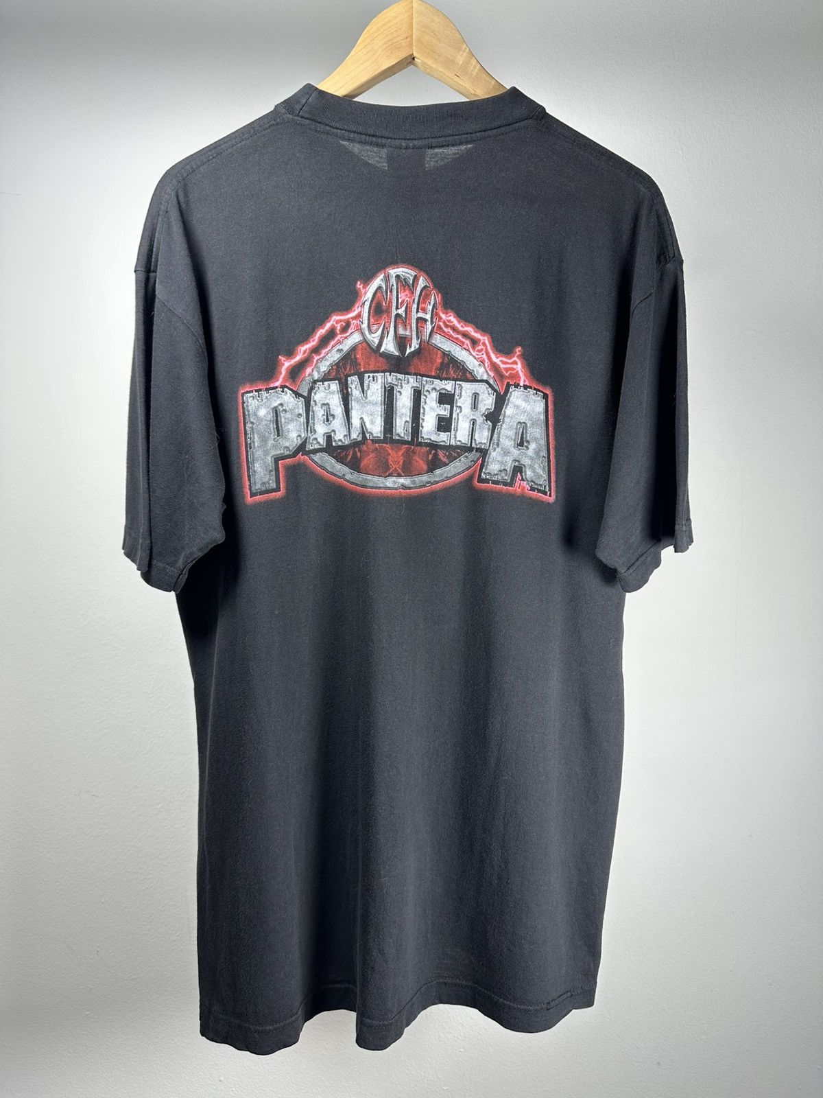 Band Tees Vintage PANTERA 2000 CFH tour tee shirt Size US XL / EU 56 / 4 - 3 Thumbnail
