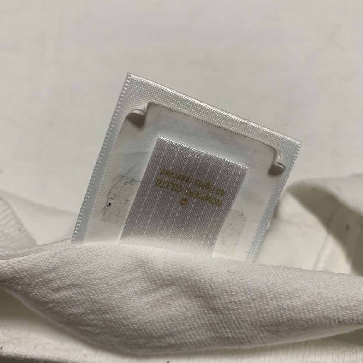 Bape Bape Medium Christmas College White Tee A Bathing Ape Size US M / EU 48-50 / 2 - 6 Thumbnail