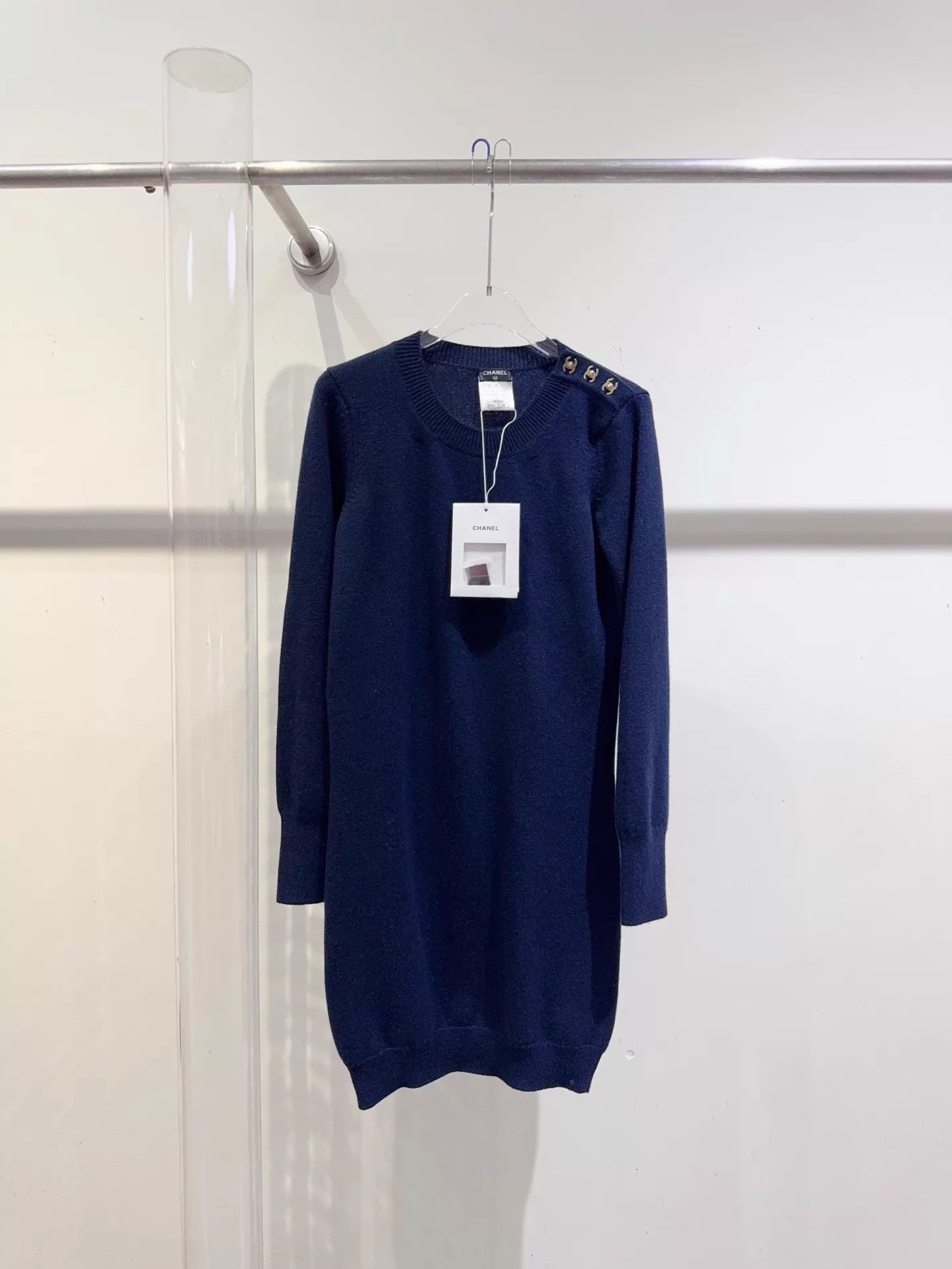 Chanel Chanel Navy Blue Knit Sweater Dress 34 CC Turnlock Size XS / US 0-2 / IT 36-38 - 1 Thumbnail