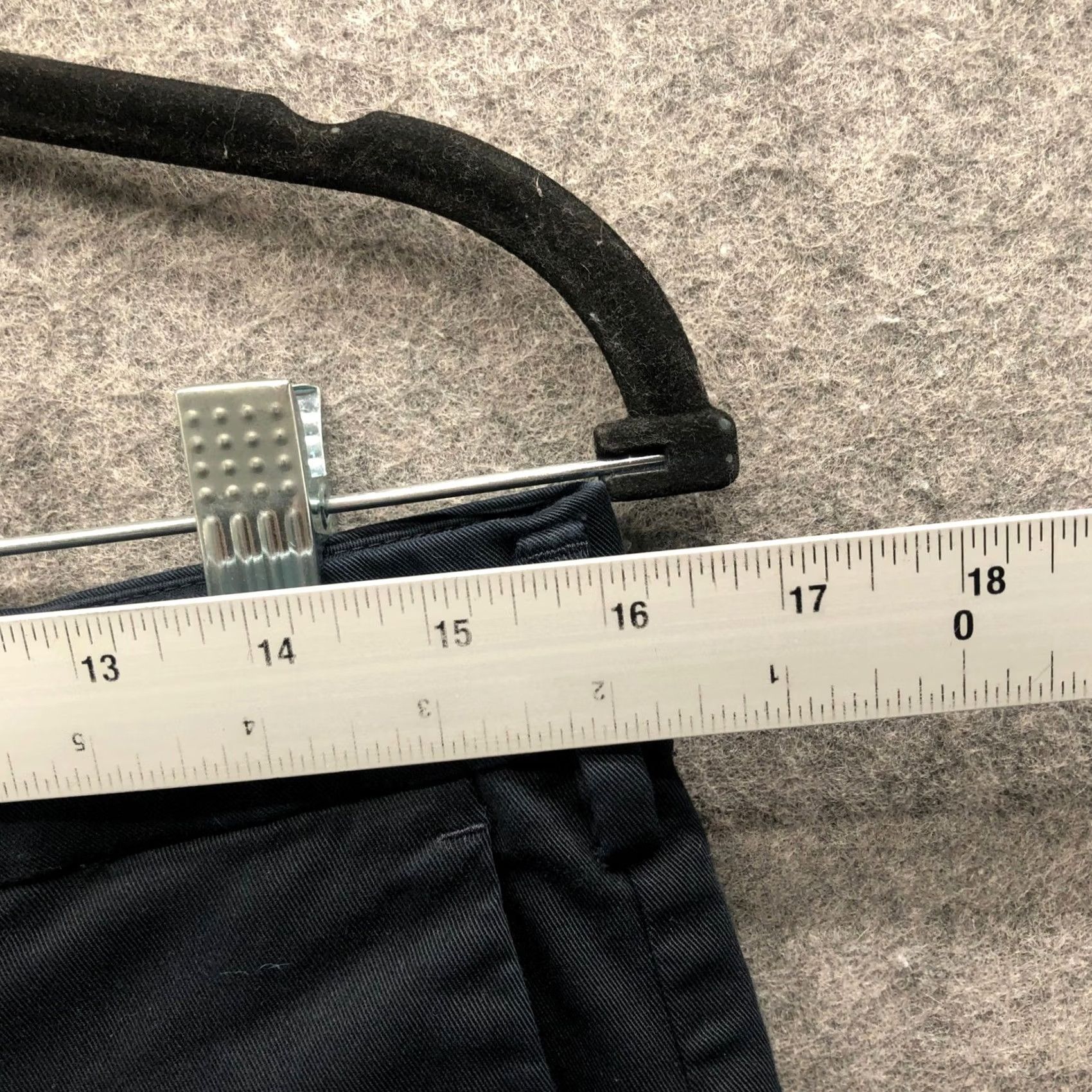 Uniqlo 20 Renewal the terms are “Slim Fit” and provides measurements/Weathers use Brand Name "Uniqlo Size US 31 - 5 Thumbnail