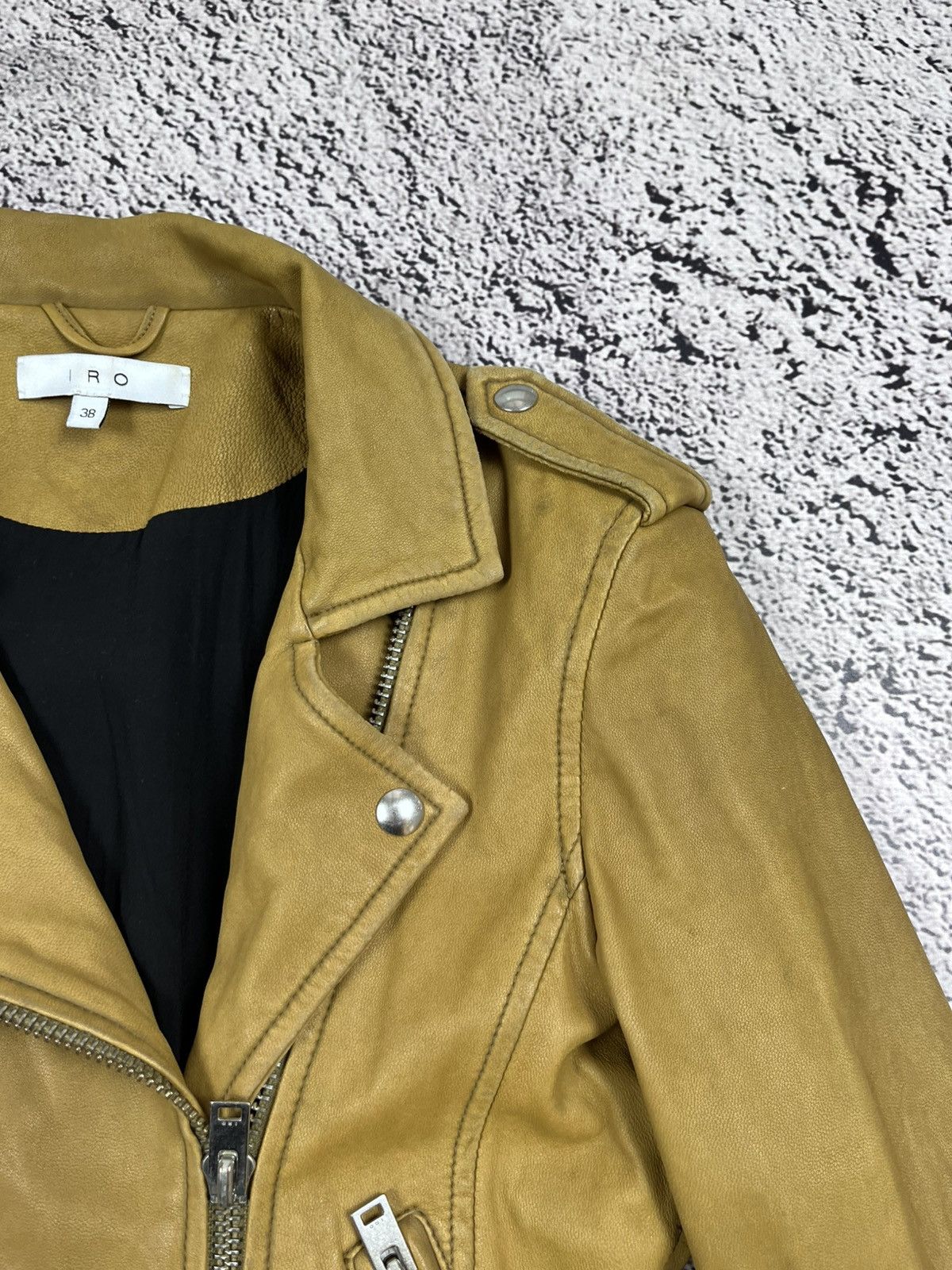 Iro Vintage Iro Leather Biker Perfecto Jacket Bomber size 38 Size XS / US 0-2 / IT 36-38 - 7 Thumbnail