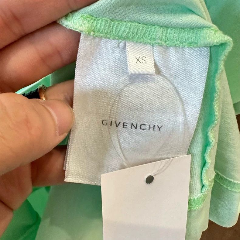 Givenchy Givenchy Classic Light Green Letter Logo Short Sleeve, XS Size US XS / EU 42 / 0 - 6 Thumbnail