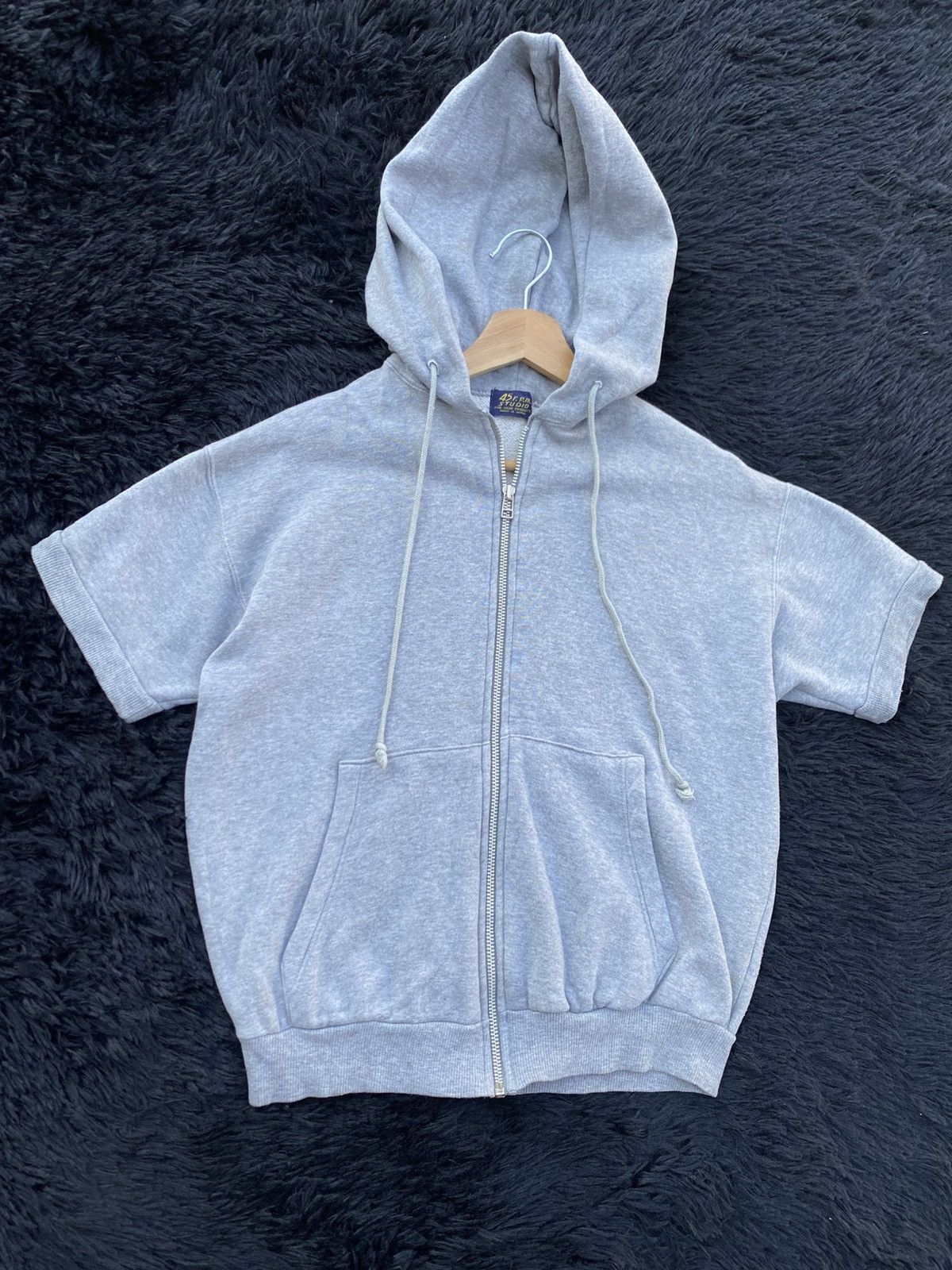 45rpm Rare Vintage 45RPM Studio Short Sleeve Sweater Hoodie Size US S / EU 44-46 / 1 - 9 Thumbnail