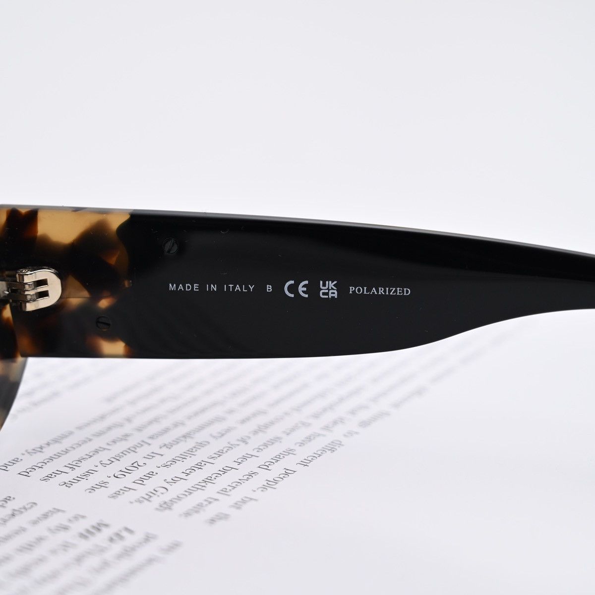 Chanel CHANEL 0CH5525 1770S9 SUNGLASSES Size ONE SIZE - 4 Thumbnail