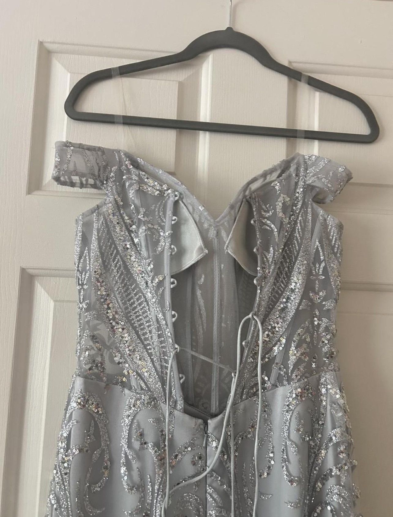 Other Silver prom dress with sequin detail Size S / US 4 / IT 40 - 6 Thumbnail