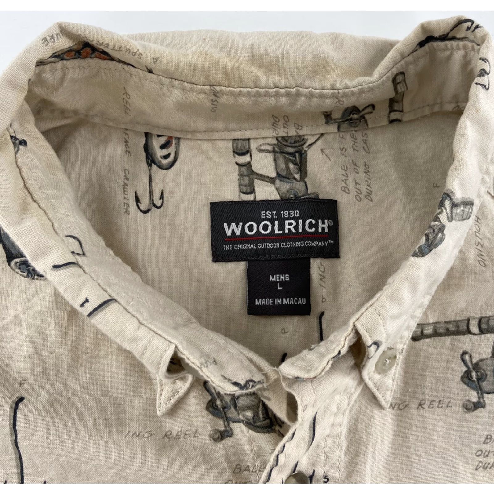 Vintage Woolrich Men Shirt Adult Large Birch Hooks Reels Short Sleeve Button-Down Fishing Beig e 100% Cotton 100% Cotton Logo All Seasons Mens Size US L / EU 52-54 / 3 - 3 Thumbnail
