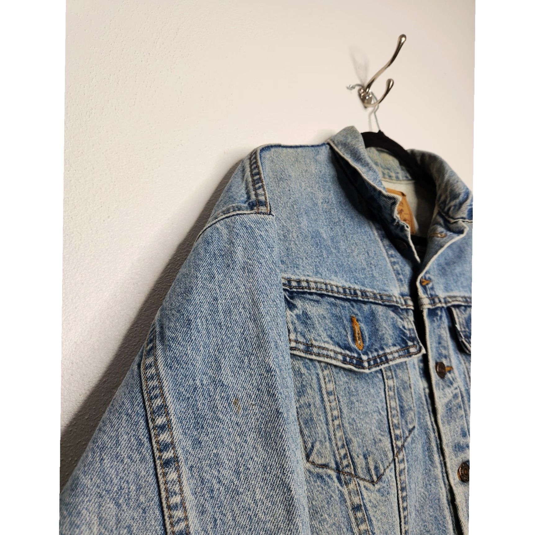 Levi's VINTAGE Levi's Denim Coat Jacket Womens L 16/18 White Tab Distressed Beauty Denim Jacket Womens Large Classic Coat Size L / US 10 / IT 46 - 3 Thumbnail