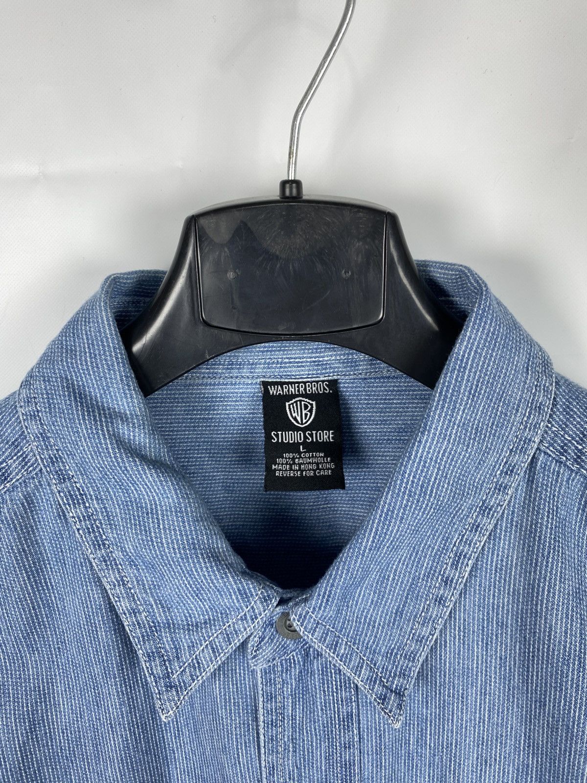 Vintage × Warner Bros Vintage Warner Bros Denim Shirt Looney Tunes Men size L 1998 Size US L / EU 52-54 / 3 - 5 Thumbnail