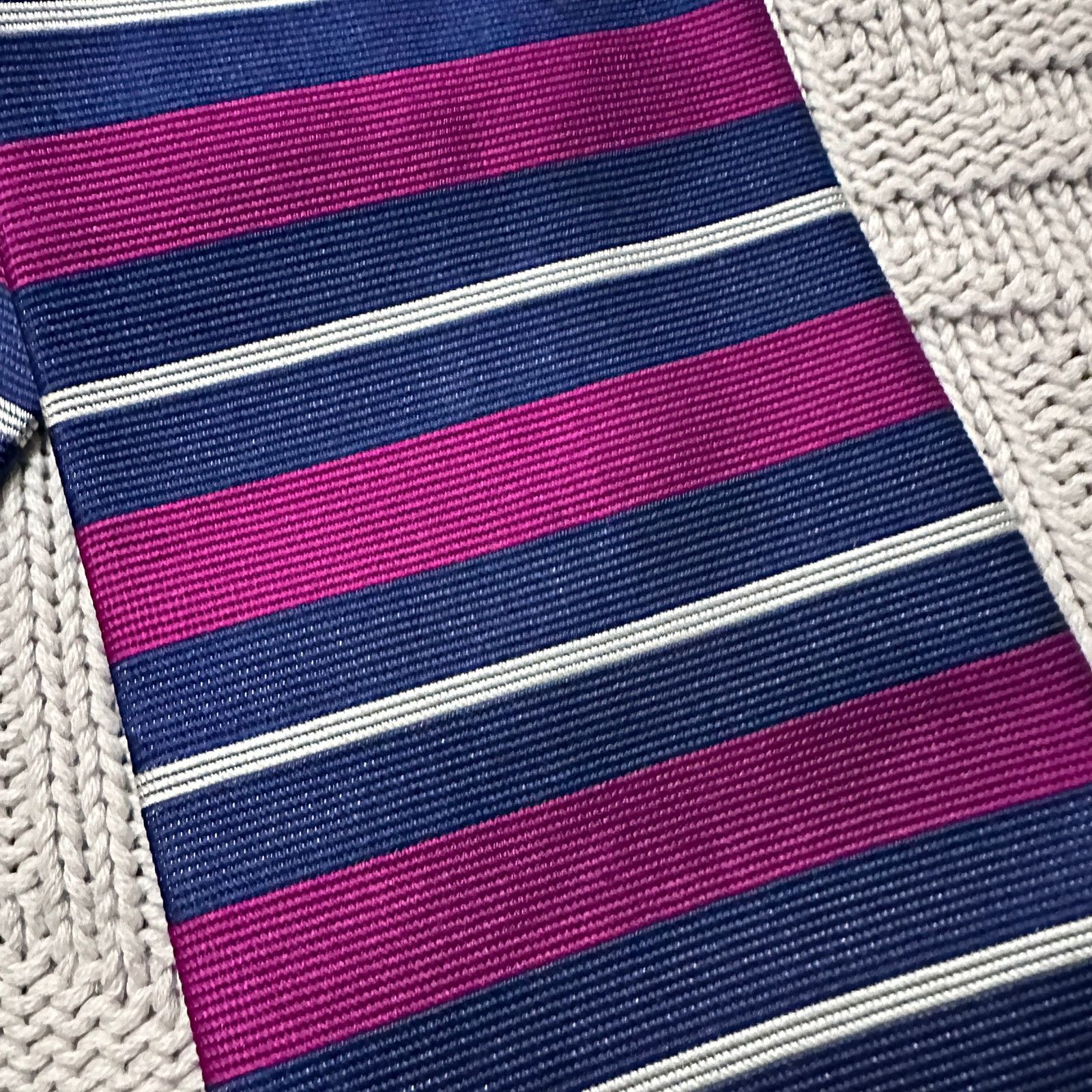 Brooks Brothers Brooks Brothers purple and navy horizontal striped silk tie Size ONE SIZE - 2 Thumbnail