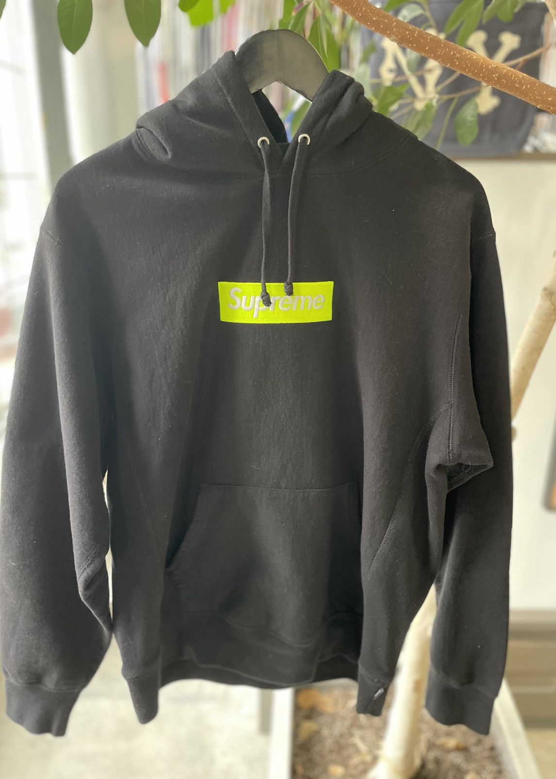 Supreme Supreme Box Logo Hooded Sweatshirt (FW17) Size US L / EU 52-54 / 3 - 1 Thumbnail