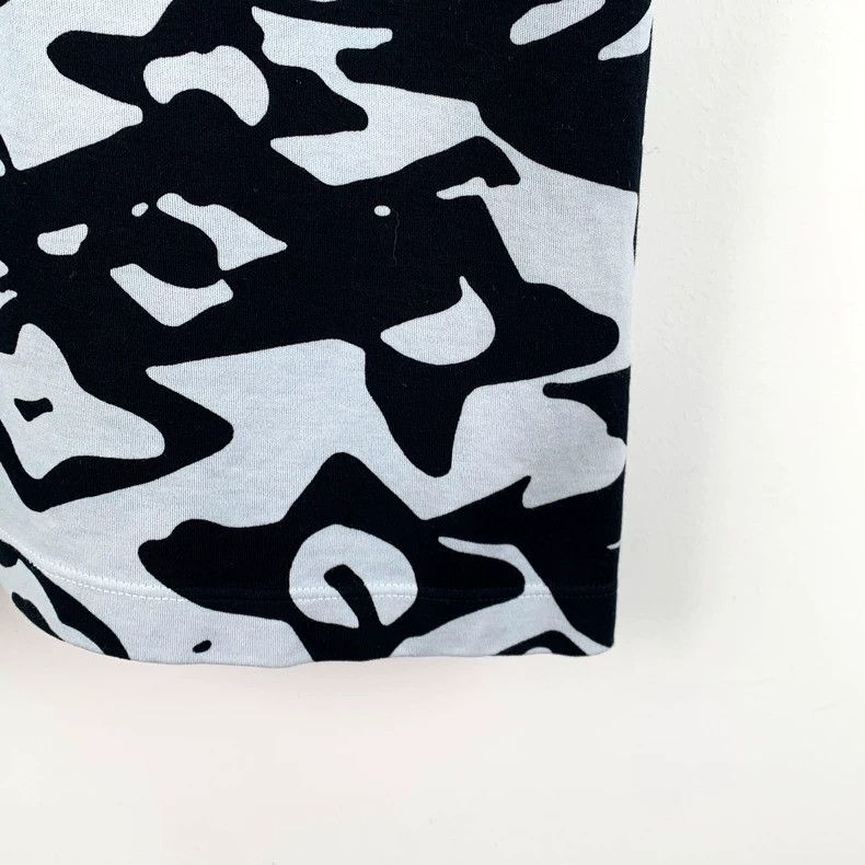 Louis Vuitton Louis Vuitton Light blue abstract logo full print cotton c Size US S / EU 44-46 / 1 - 4 Thumbnail