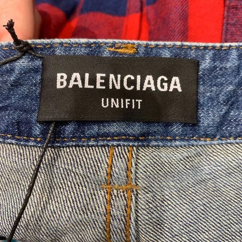 Balenciaga Balenciaga Patchwork Denim Wide-Leg Jeans. Size US 29 - 4 Thumbnail