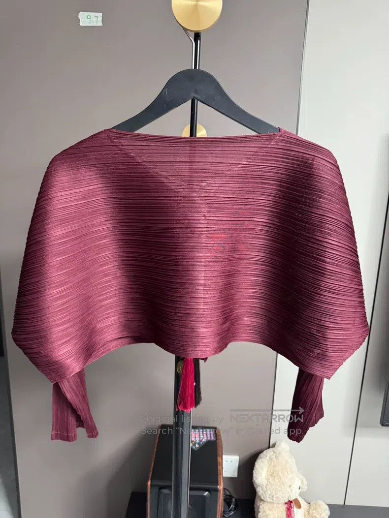Issey Miyake Issey Miyake size:one size Red Short Shrug Size XXS / US 00 / IT 34 - 2 Thumbnail