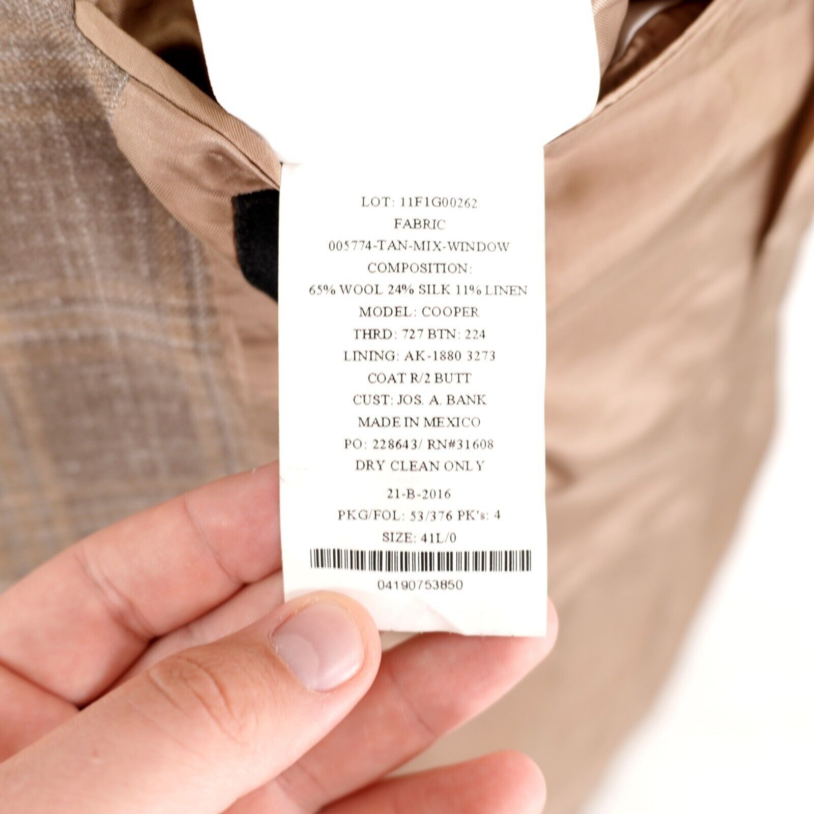Jos. A. Bank Jos A Bank Signature Wool Silk Linen Beige Tan Plaid 2 Butto Size 40L - 12 Thumbnail