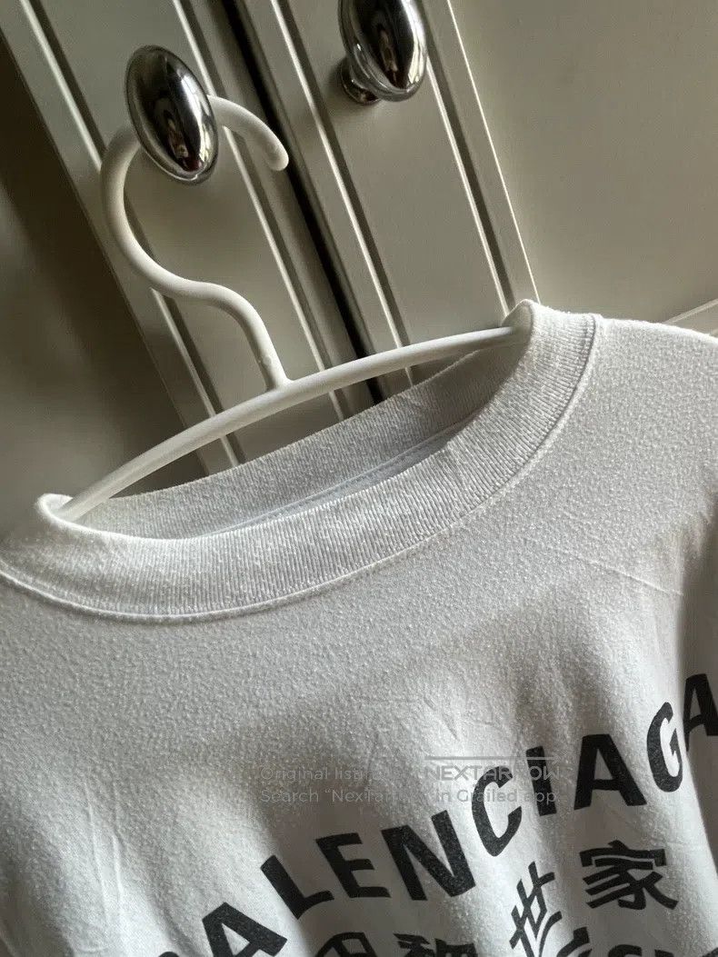 Balenciaga Balenciaga Multilingual T-Shirt White Size US XXS / EU 40 - 6 Thumbnail